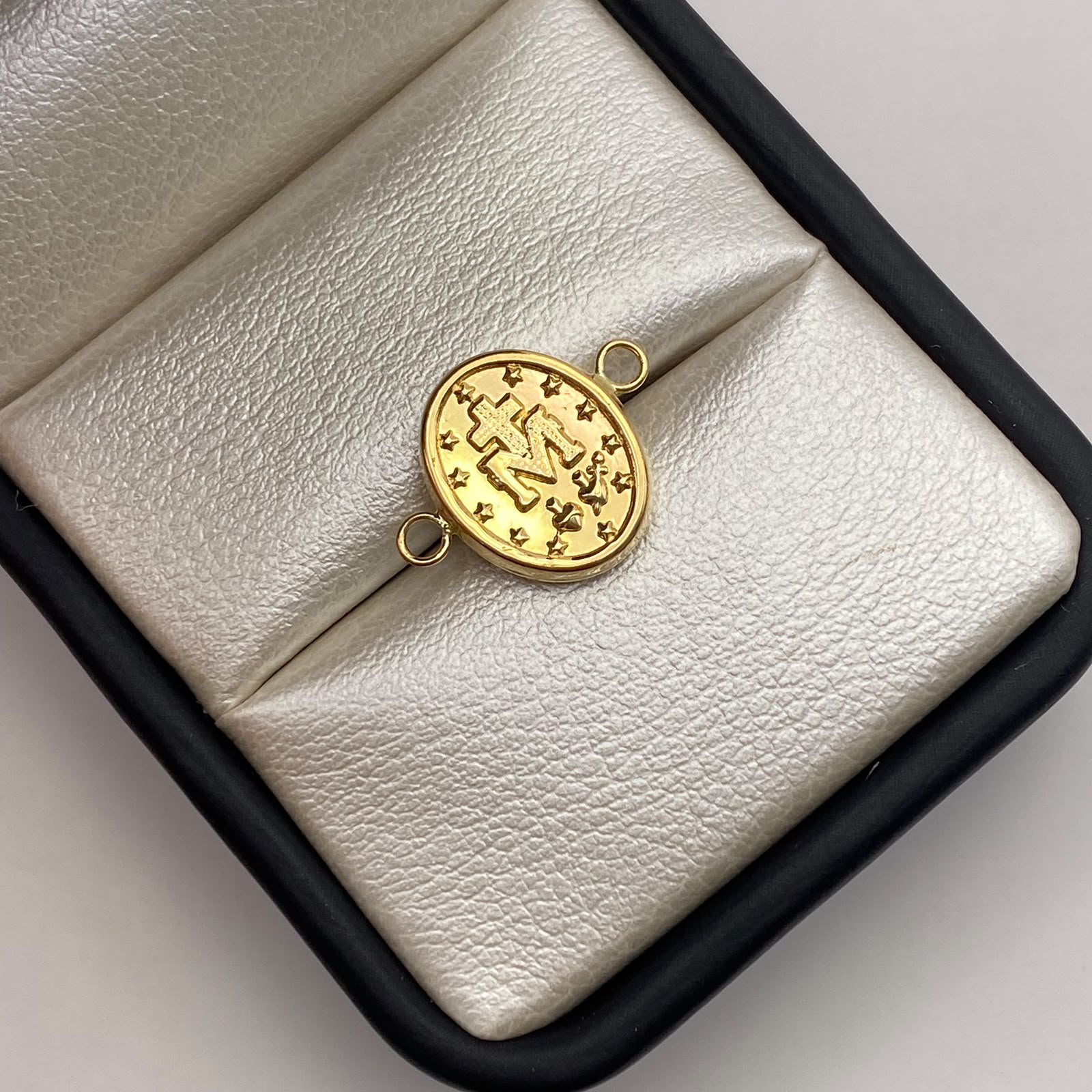 Herraje virgen milagrosa Oro amarillo 18k 0,82 Gr / 1,7 Cm