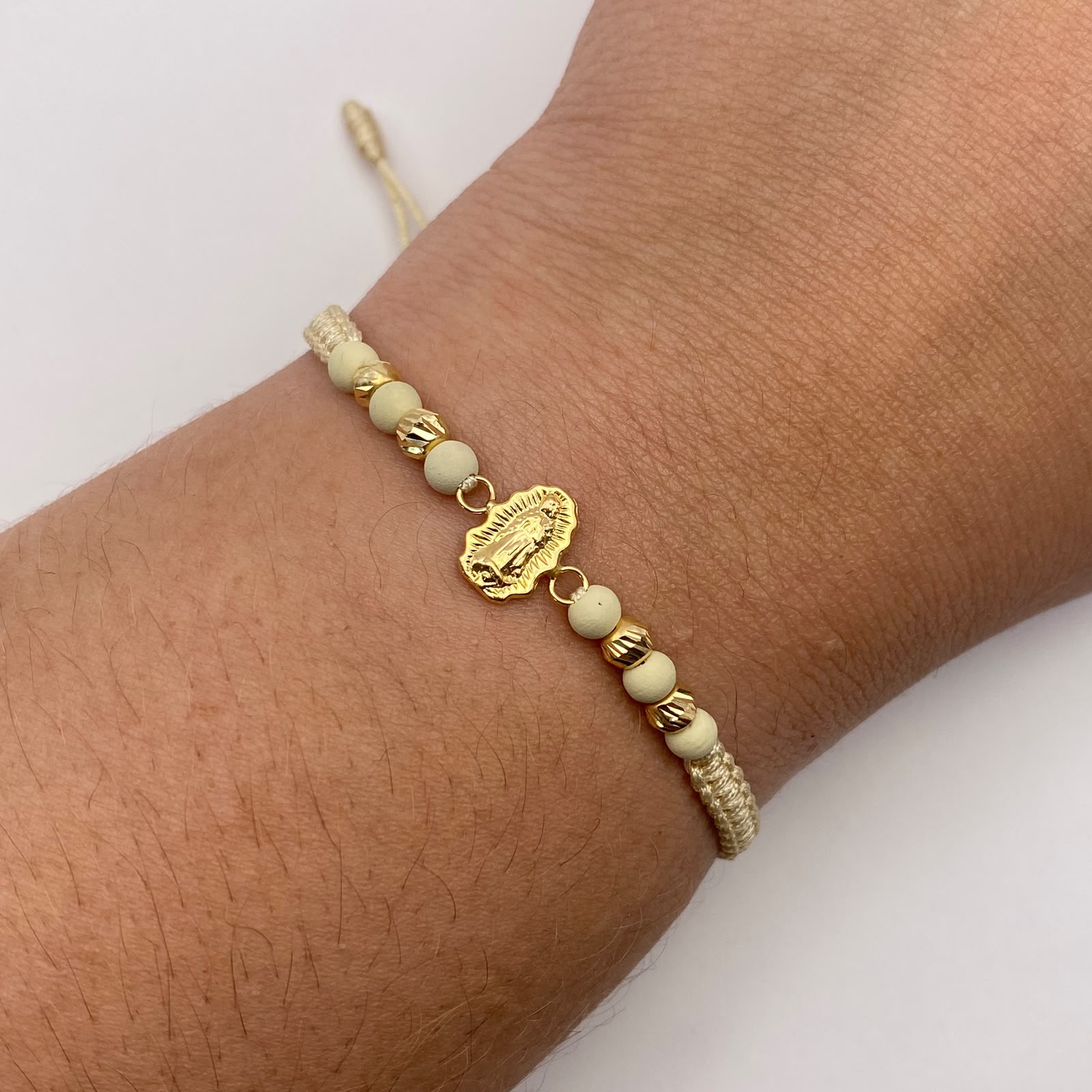 Pulsera tejida Herraje virgen de guadalupe silueta +bolas diamantadas 4mm Oro amarillo 18k 0,6 Gr