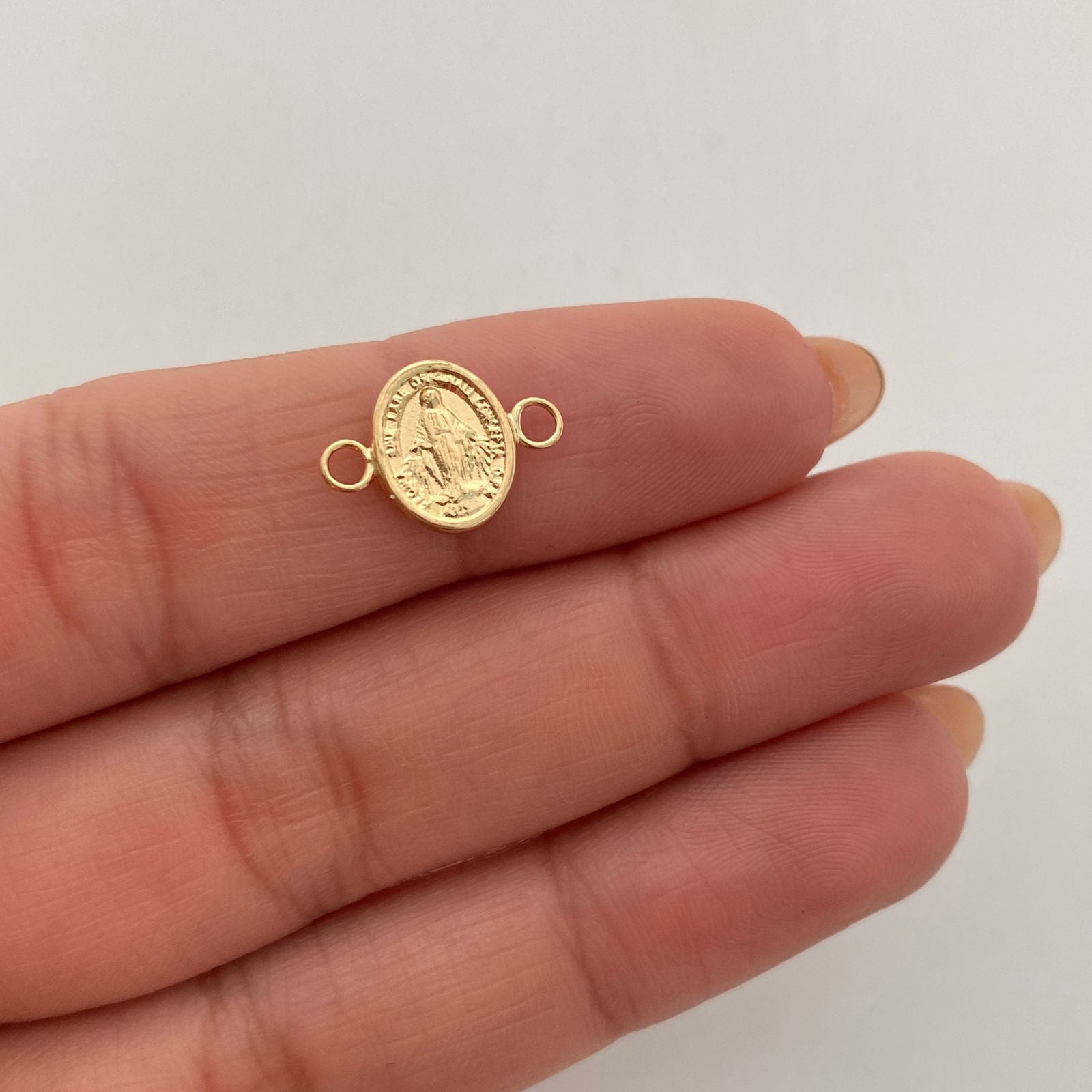 Herraje Virgen Milagrosa Oro amarillo 18k 0,45 Gr / 1 Cm
