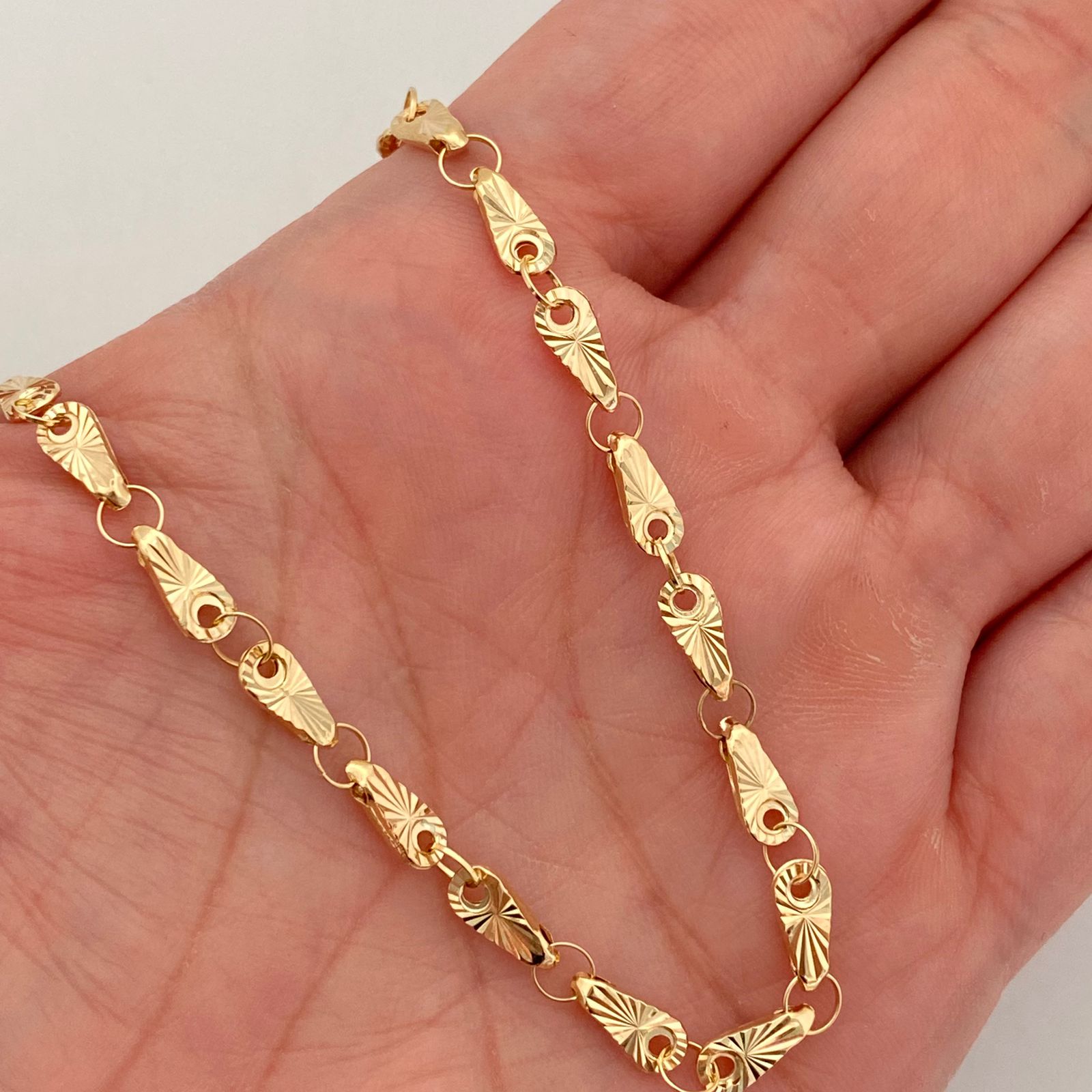 Cadena rustica diamantada  Oro amarillo 18k 9,35 Gr / 4 mm / 60 Cm Broche 0,60