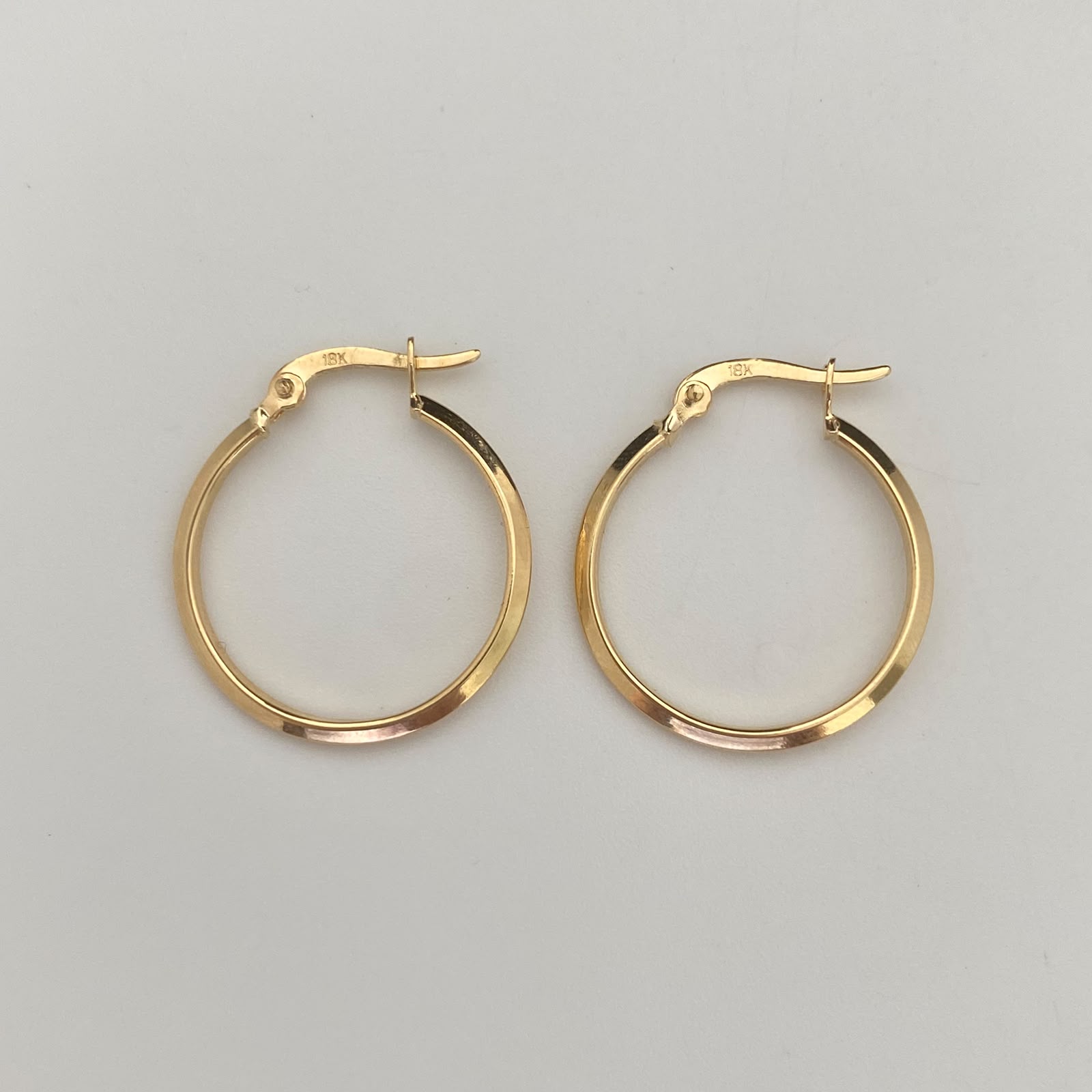 Candonga Media Caña Lisa Oro amarillo 18k 1,1 Gr / 2,3 Cm