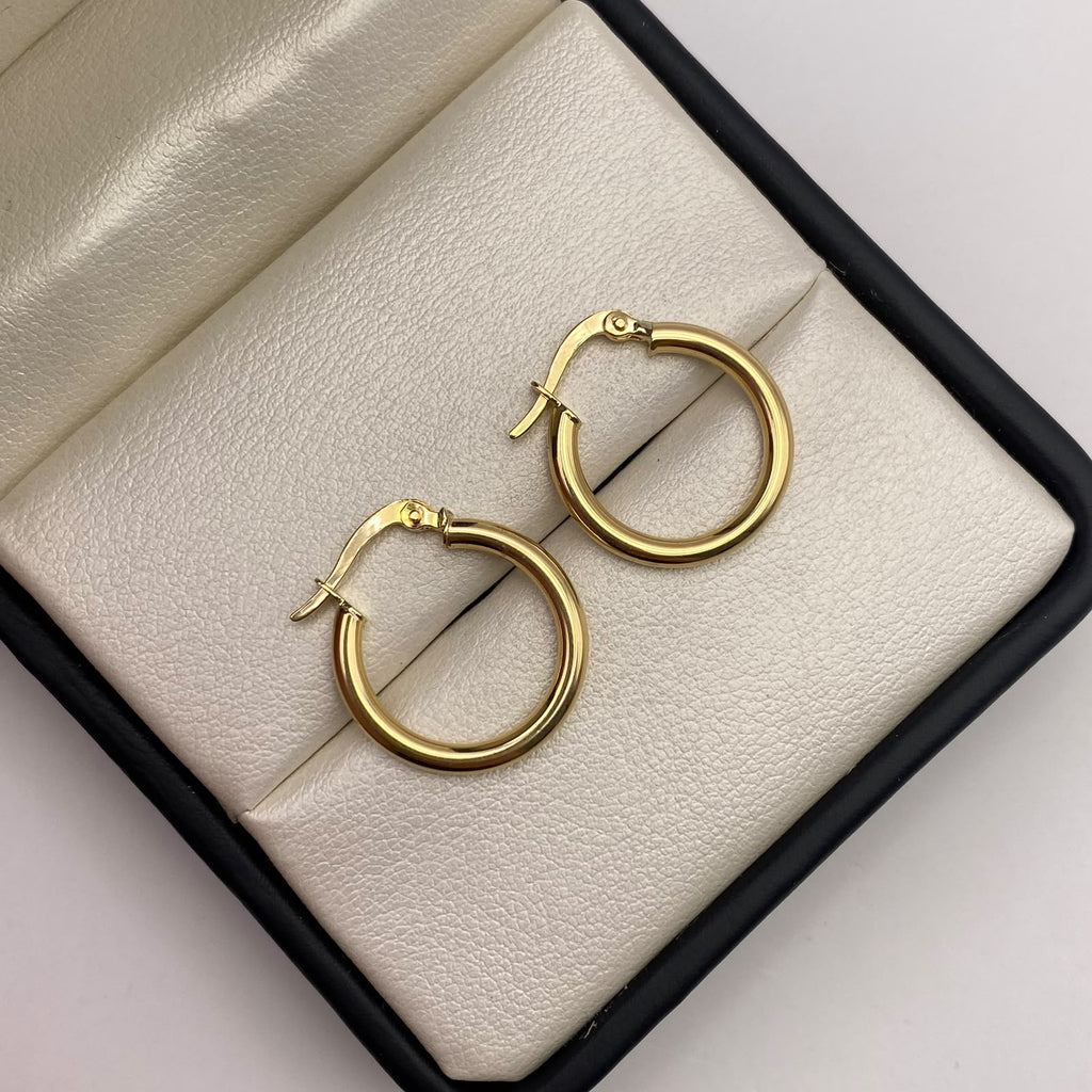 Candonga lisa Oro amarillo 18k 1,6 Gr / 2 Cm