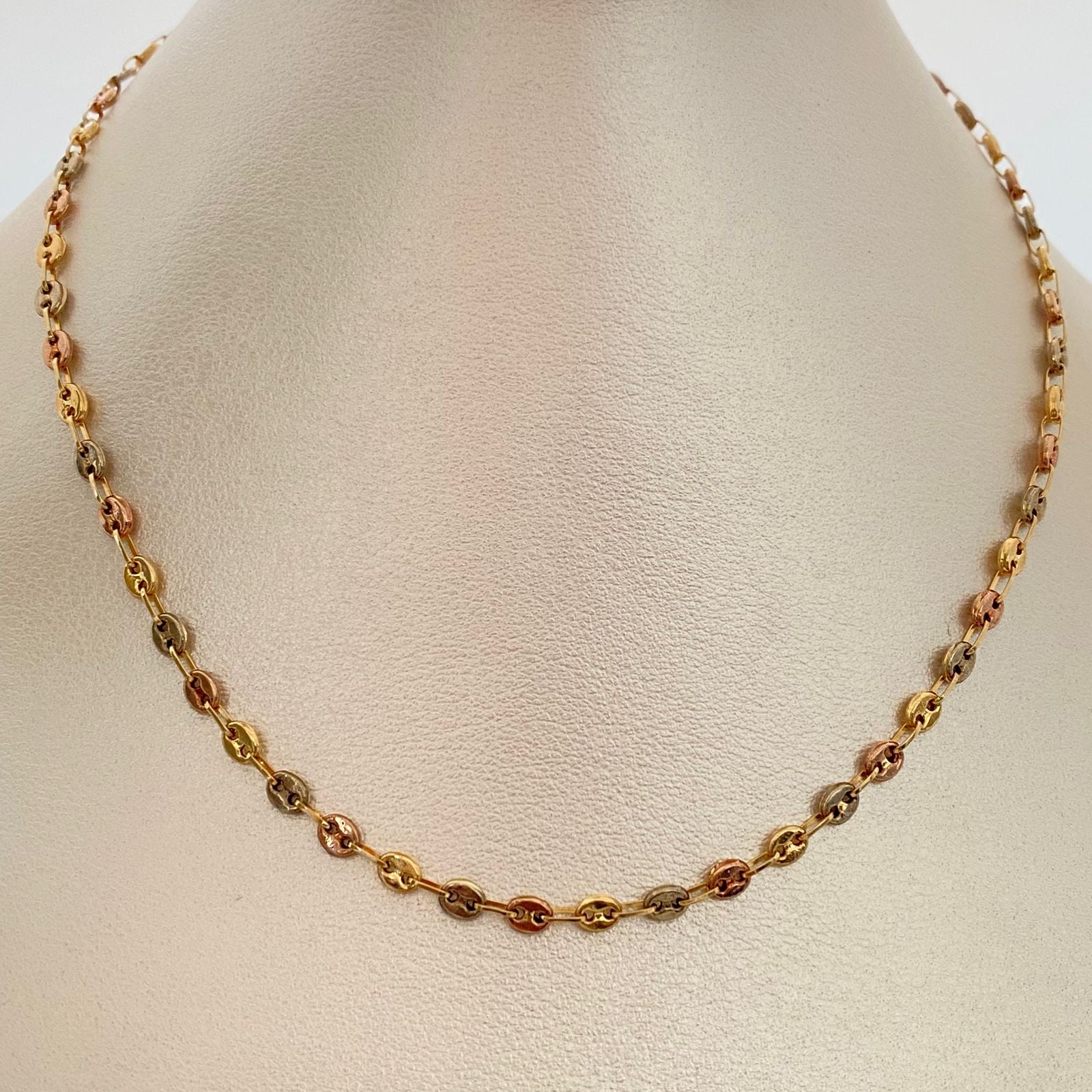 Cadena Gc Liso Tres oros 18k 4,80 Gr / 3,5 mm / 45 Cm Broche 0,30