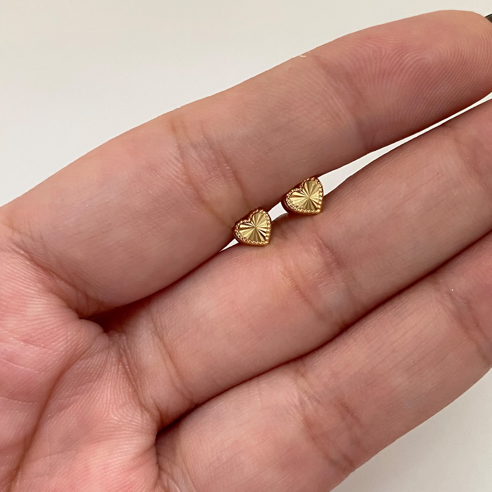 Topos mini corazon plano diamantado Oro amarillo 18k 0,4 Gr / 5 mm