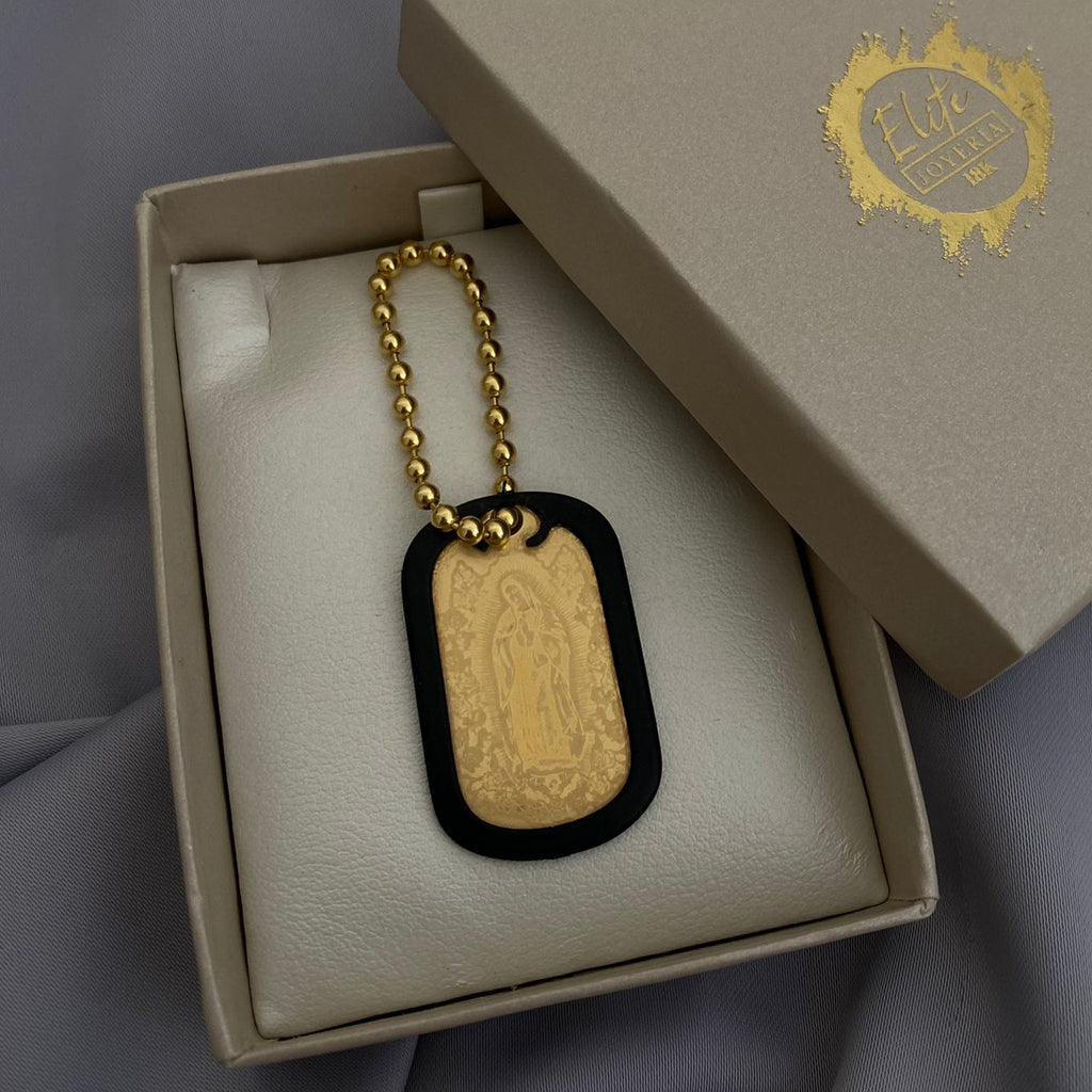Dije placa fotograbado virgen cargador militar (POR FABRICACION) Oro amarillo 18k 8,0 Gr / 5,0 Cm