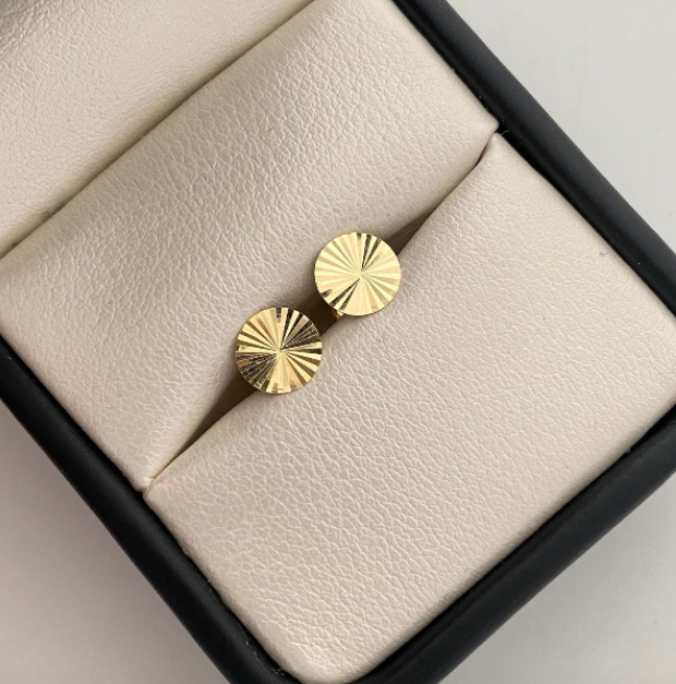 Topos Plano Redondo Diamantado Oro amarillo 18k 0,55 Gr / 6,2 mm