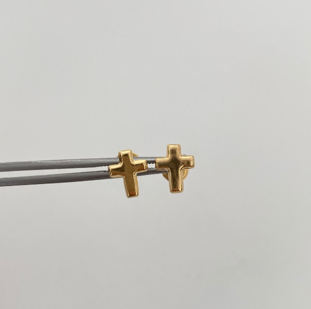 Topos cruz lisa Oro amarillo 18k 0,65 Gr / 7,3 mm