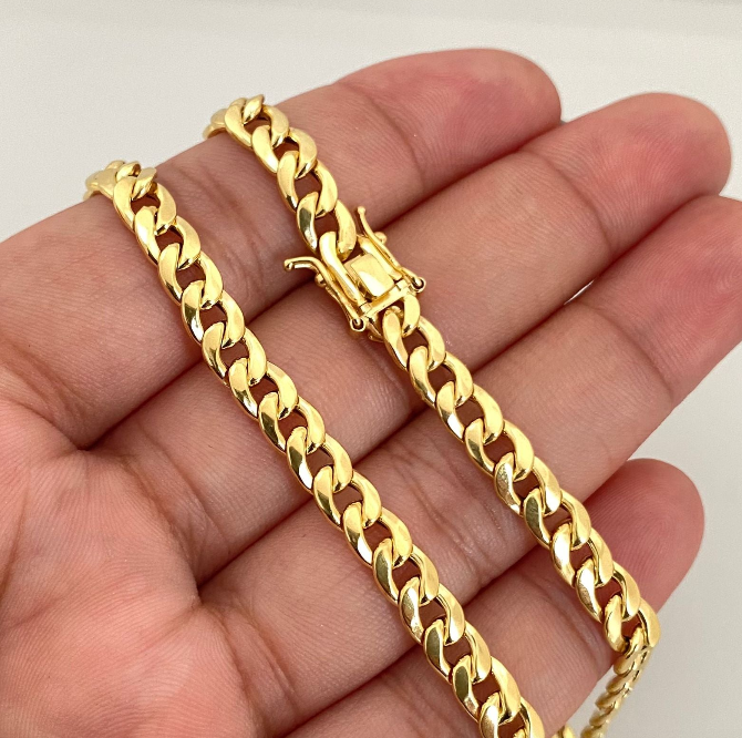 Cadena It Cubana Broche especial Oro amarillo 18k 11,05 Gr / 5,6 mm / 60 Cm