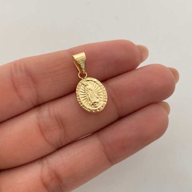 Dije Virgen de guadalupe Oro amarillo 18k 0,8 Gr / 10,4 mm / 2 Cm