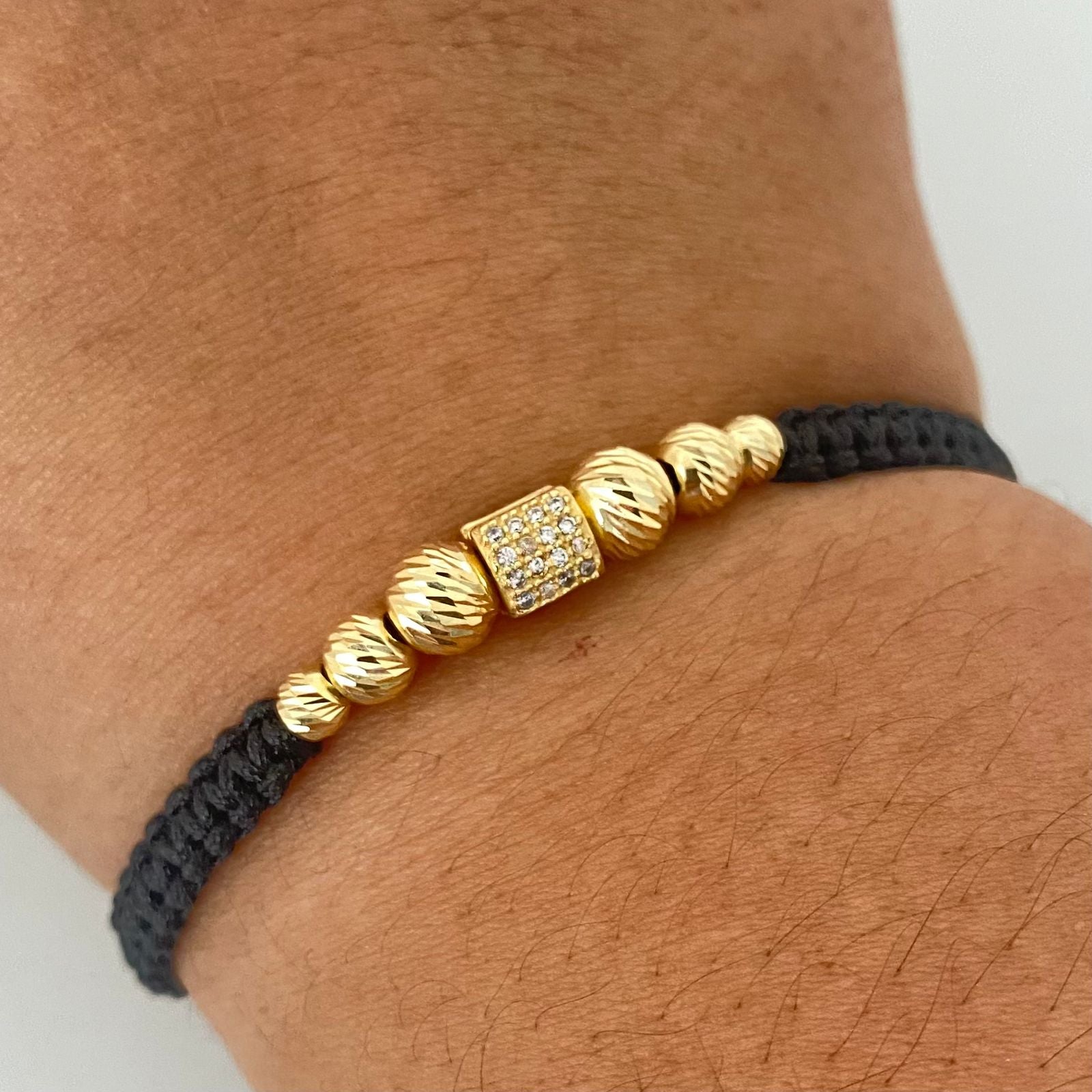 Pulsera tejida cubo casting balines diamantados #6, #5 y #4 Oro amarillo 18k 2,15 Gr