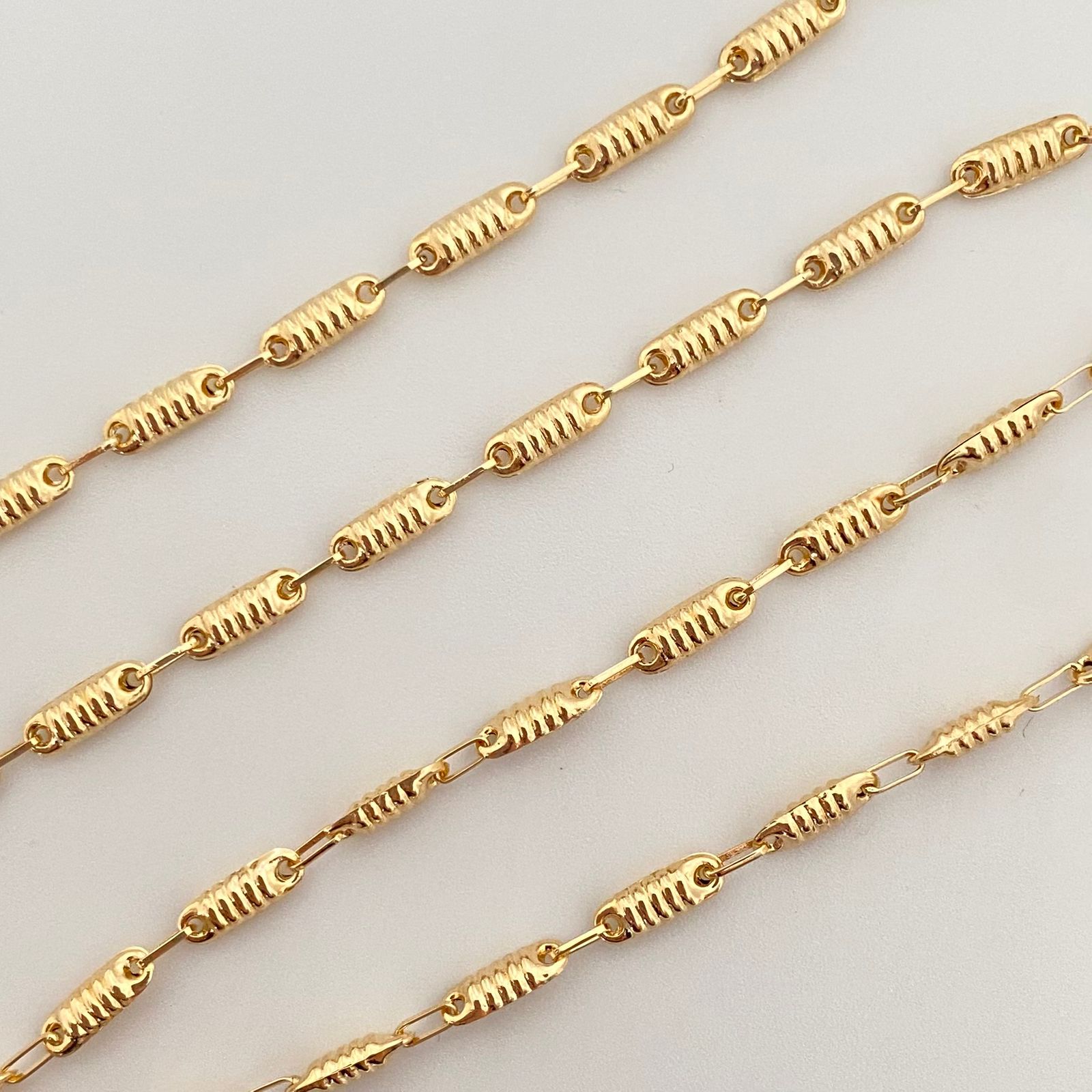 Cadena rustica barriles Oro amarillo 18k 7,30 Gr / 3,2 mm / 62 Cm Broche 0,60