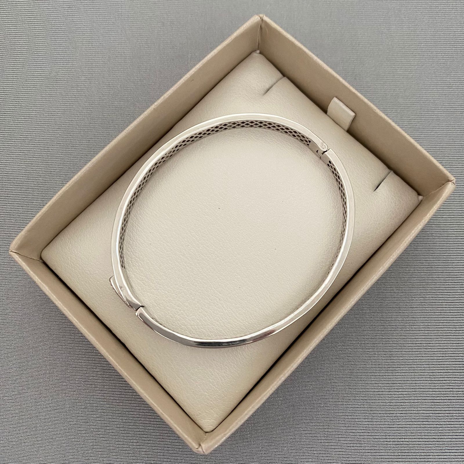 Aro sello circones blancos interior maya Oro Blanco 16,4 / 18,5Cm