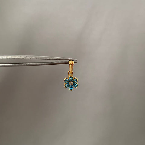 Dije flor azul Oro amarillo 18k 1,15 Gr / 1,5 Cm