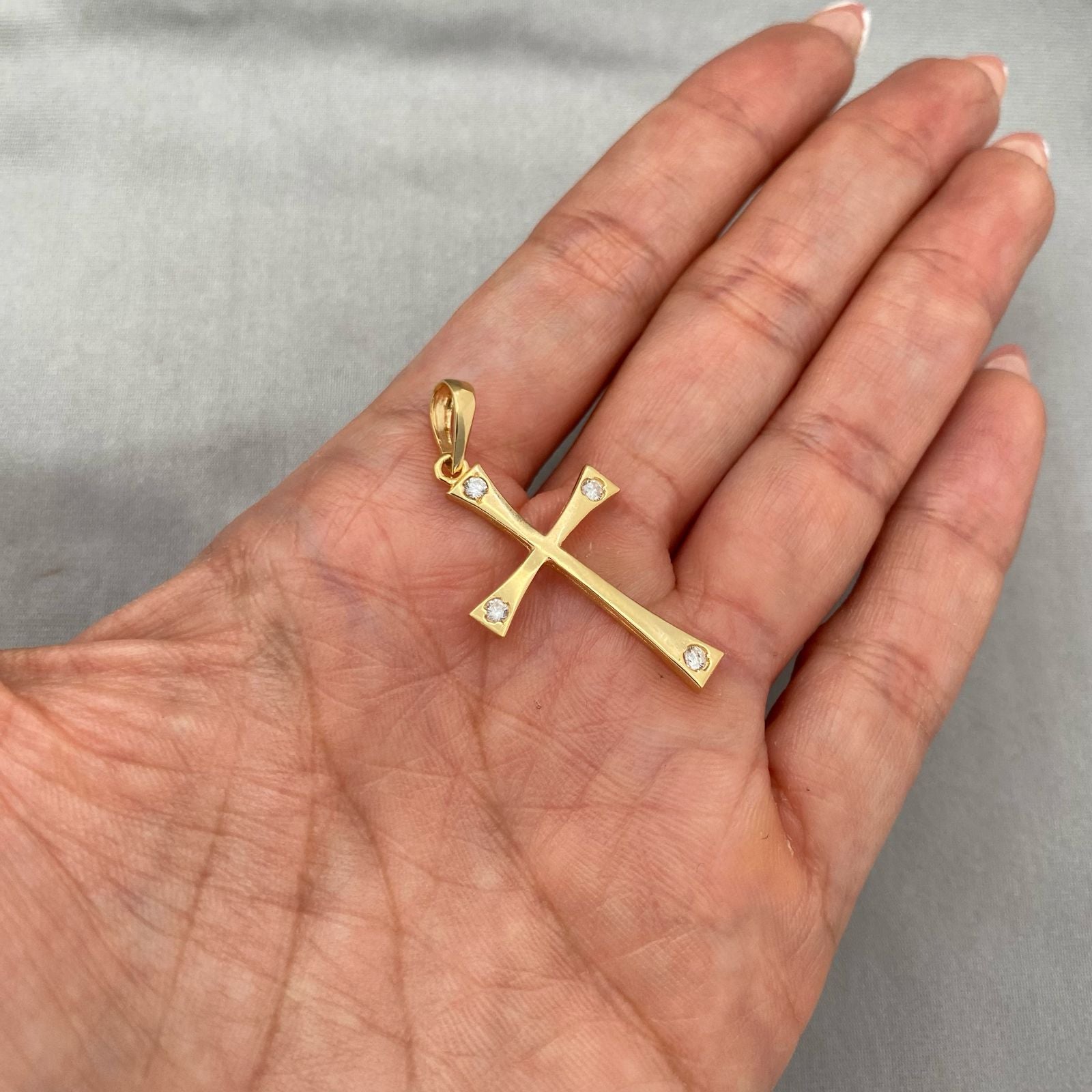 Dije cruz circones puntas Oro amarillo 18k 1,5 Gr / 3,5 Cm