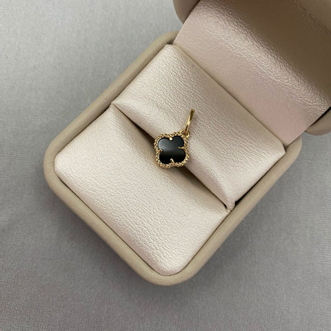 Dije trebol fondo negro Oro amarillo 18k 1,35 Gr / 1,8 Cm