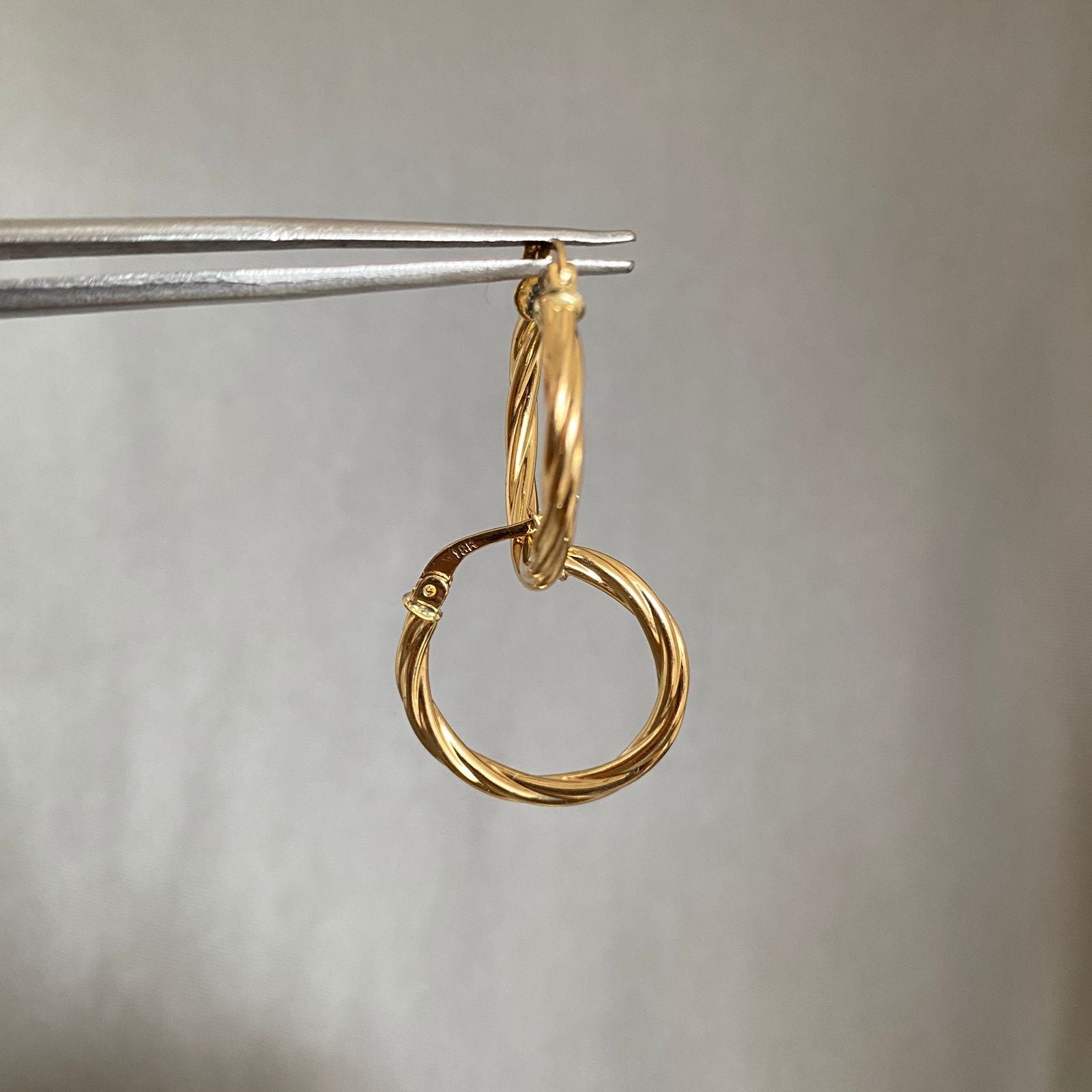 Candonga entorchada Oro amarillo 18k 1,9 Gr / 2,3 Cm