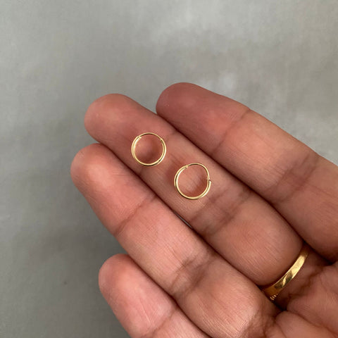 Candonga imperdible lisa Oro amarillo 18k 0,4 Gr / 0,9 Cm