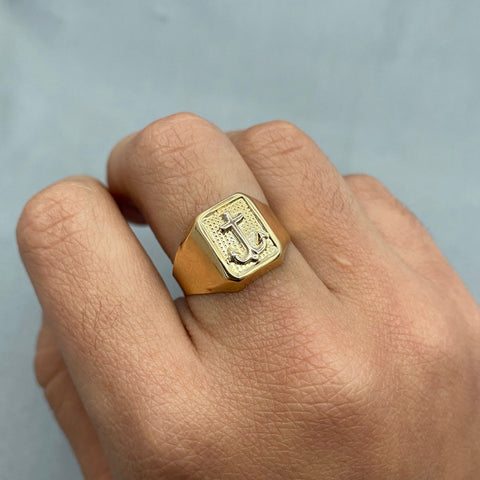 Anillo ancla Oro amarillo 18k / Talla 9 / 3,5 Gr