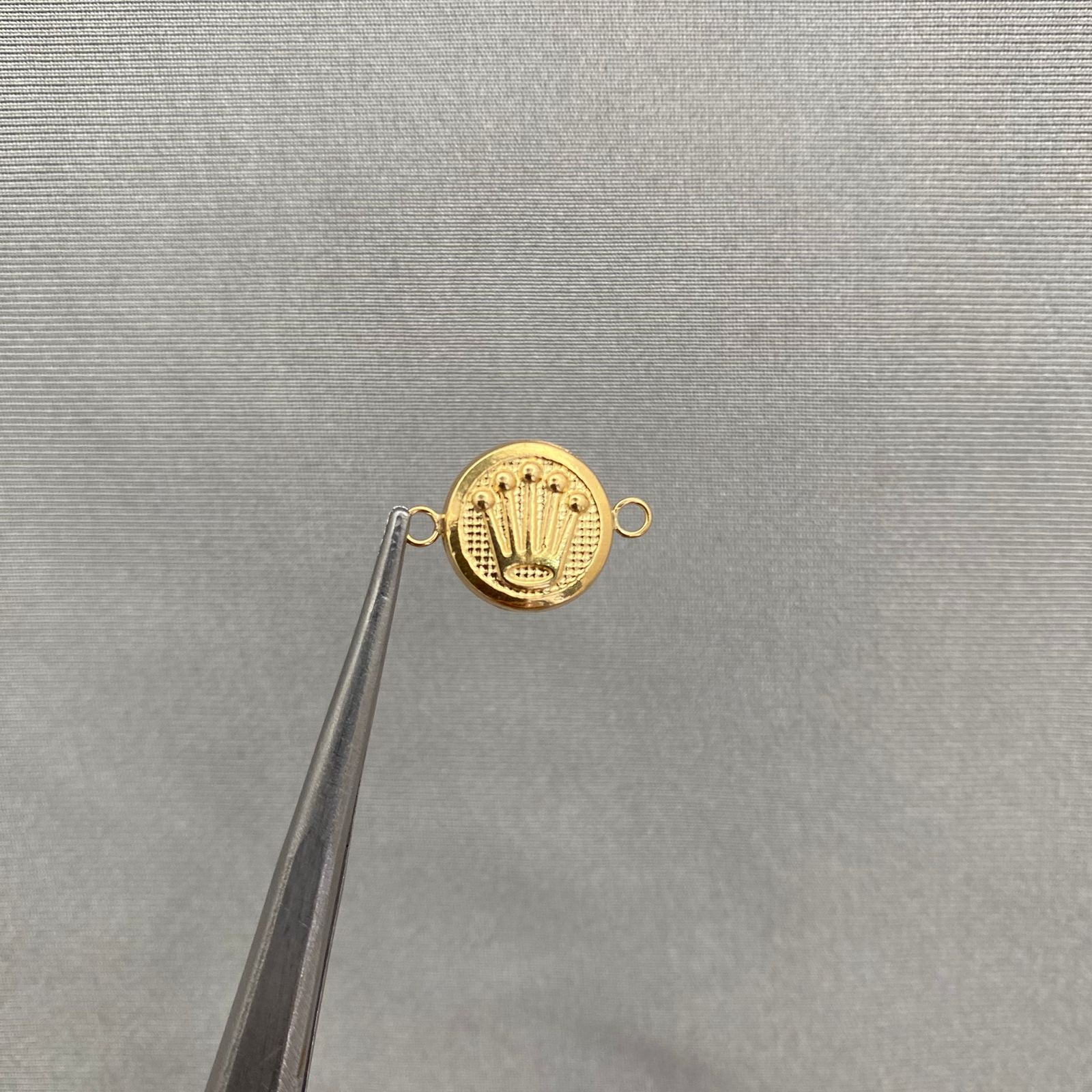 Herraje corona rx fondo diamanatdo Oro amarillo 18k 1,0 Gr / 1,2 Cm