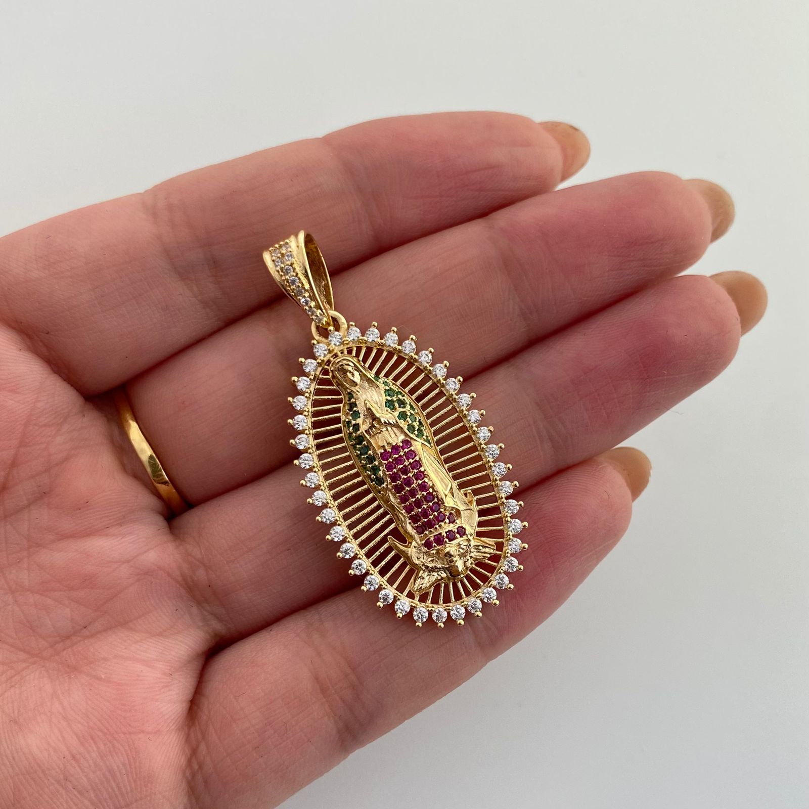 Dije virgen guadalupe casting Oro amarillo 18k 7,05 Gr / 4,5 Cm