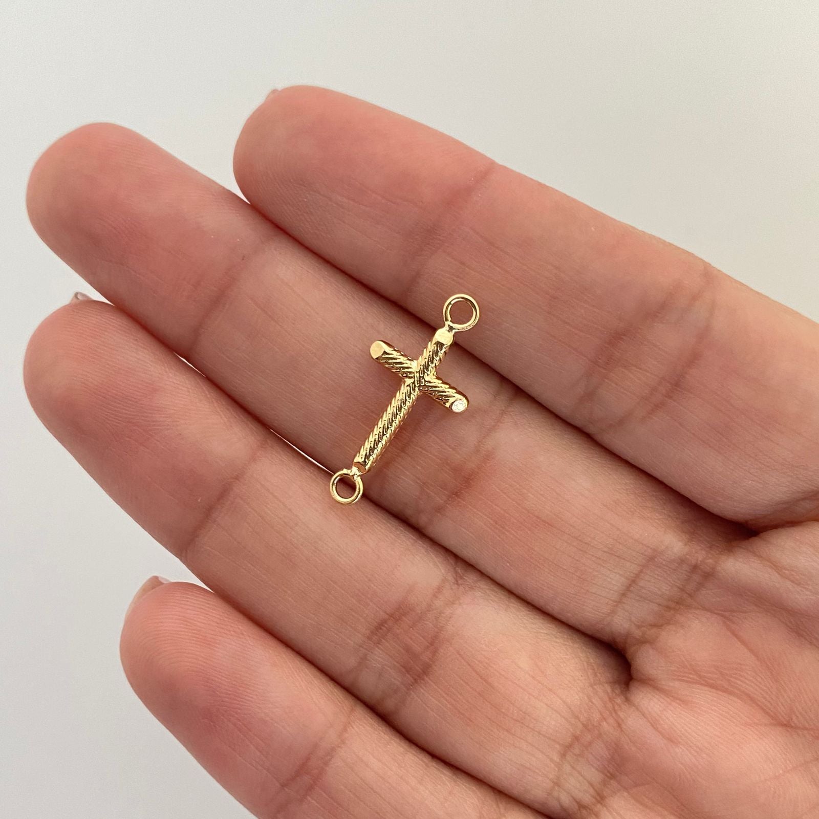 Herraje cruz diamantada Oro amarillo 18k 0,5 Gr / 2,2 Cm