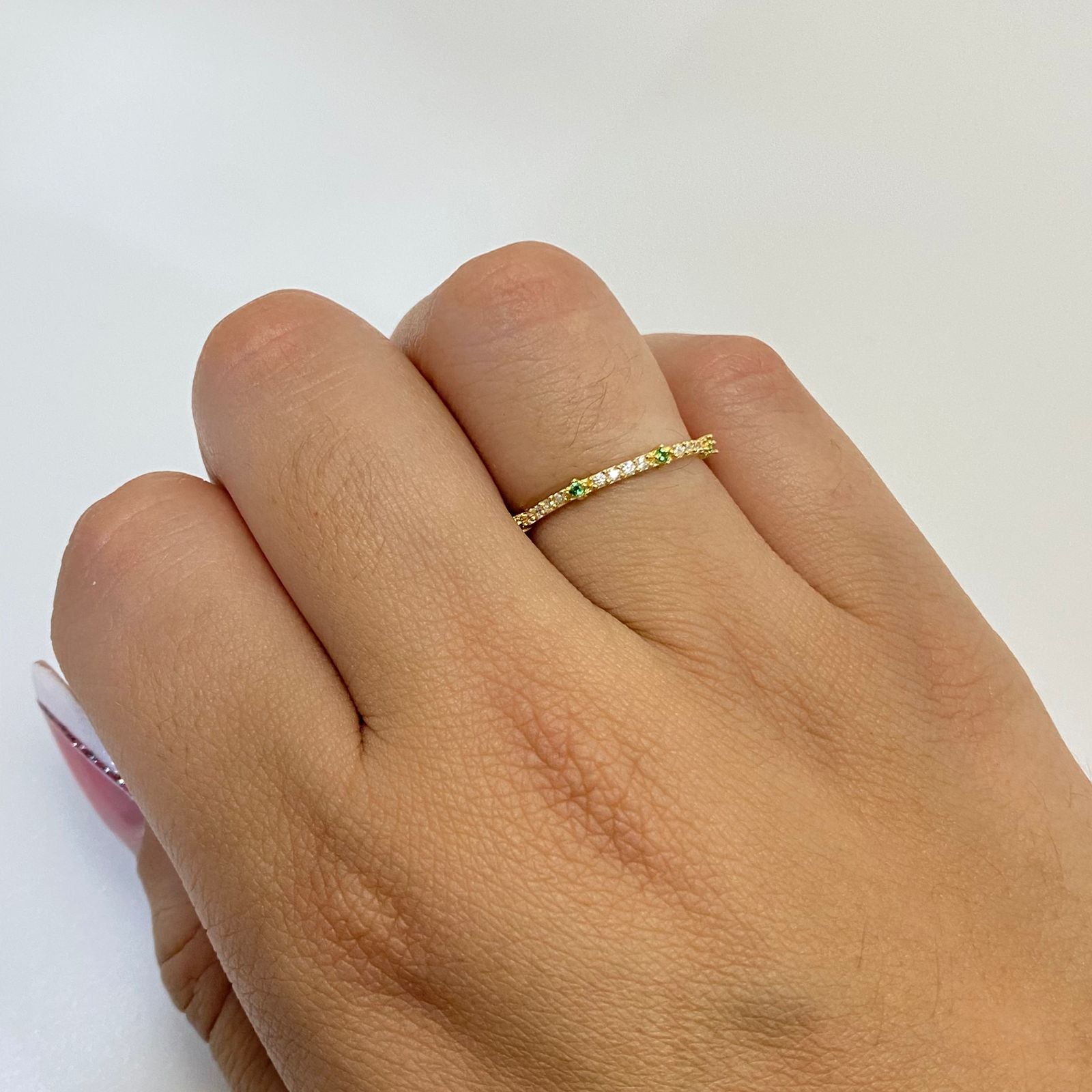 Anillo churumbela casting verde y blanco Oro amarillo 18k / Talla 8 / 1,1 Gr
