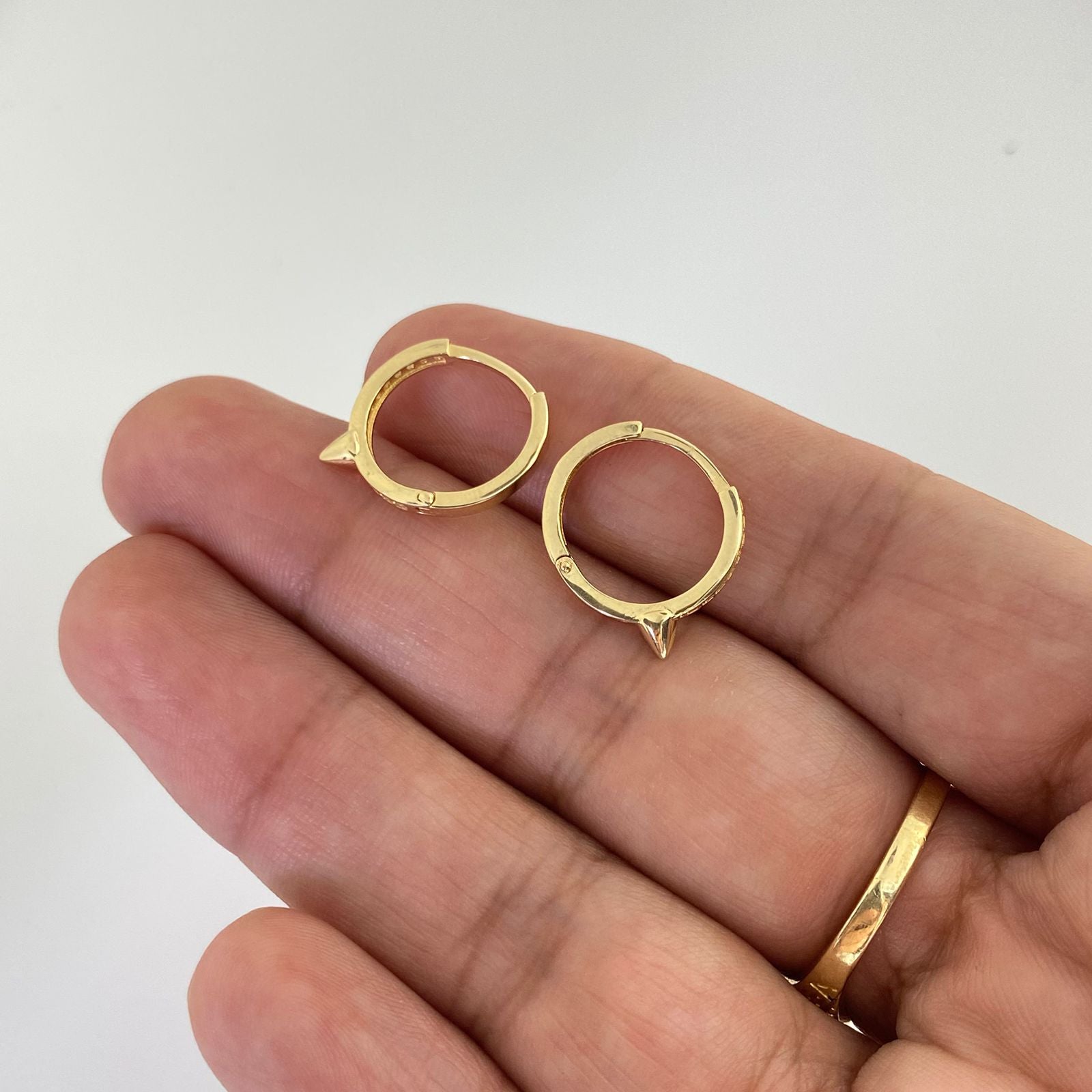 Candonga punta circones Oro amarillo 18k 2,1 Gr / 1,3 Cm