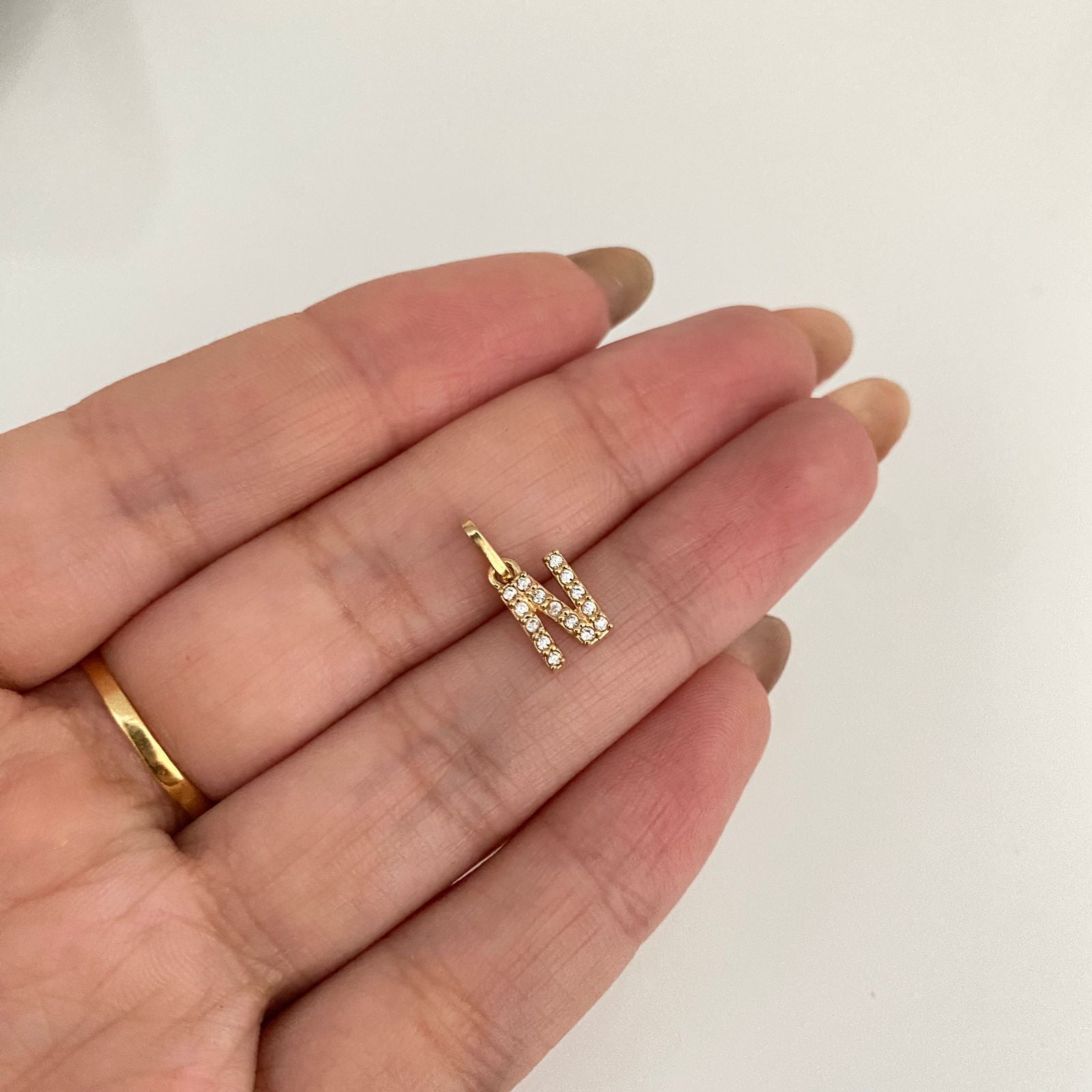 Dije letra n casting Oro amarillo 18k 0,6 Gr / 1,5 Cm
