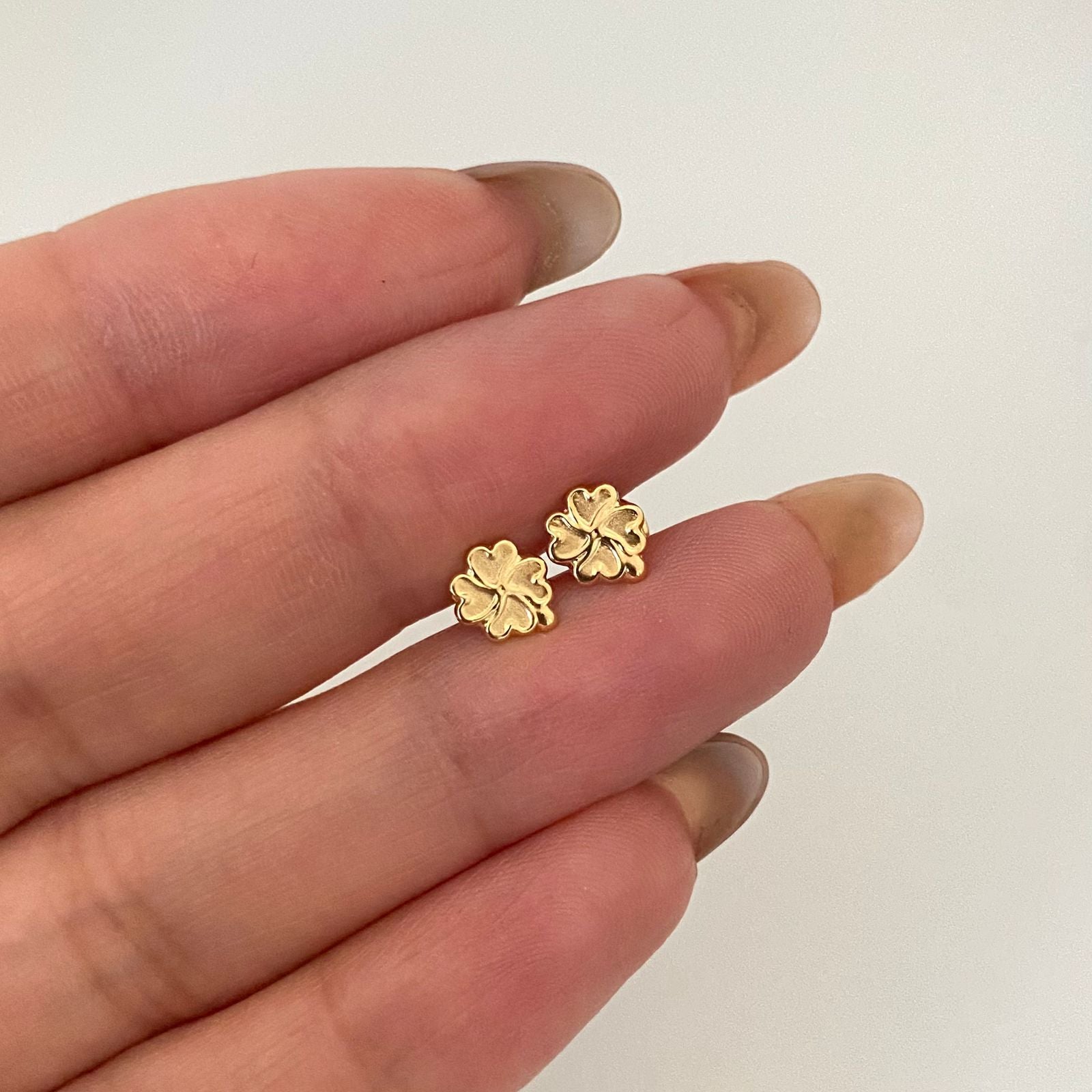 Topos trebol corazones centro Oro amarillo 18k 0,6 Gr / 5,75 mm