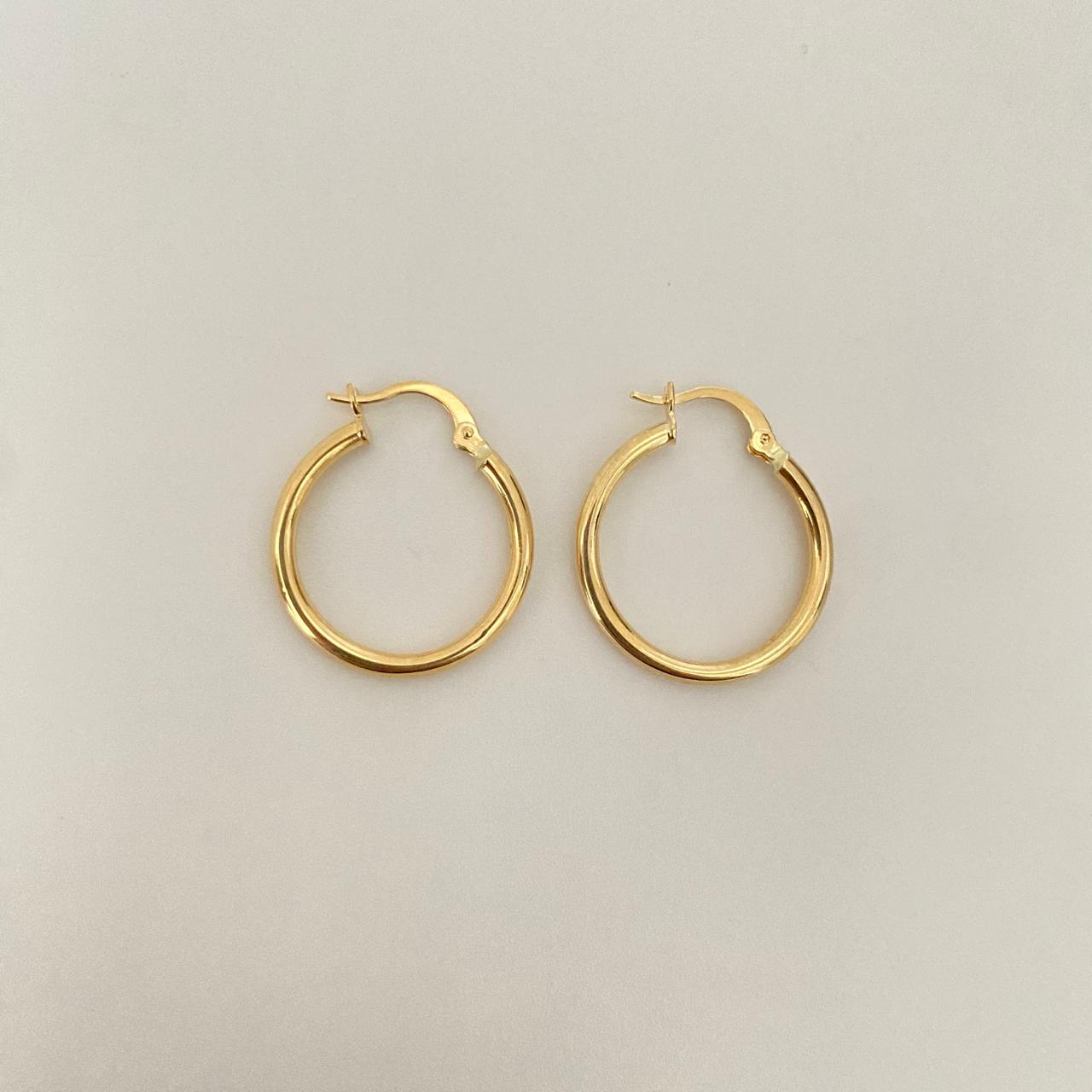 Candonga redonda lisa Oro amarillo 18k 1,55 Gr / 2,5 Cm
