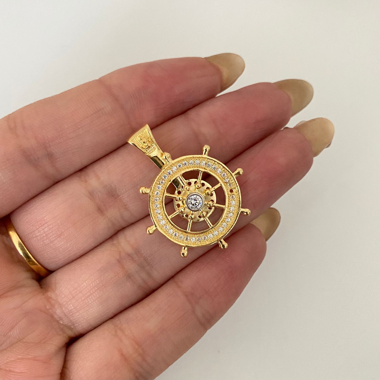 Dije timon casting Oro amarillo 18k 4,35 Gr / 3,0 Cm