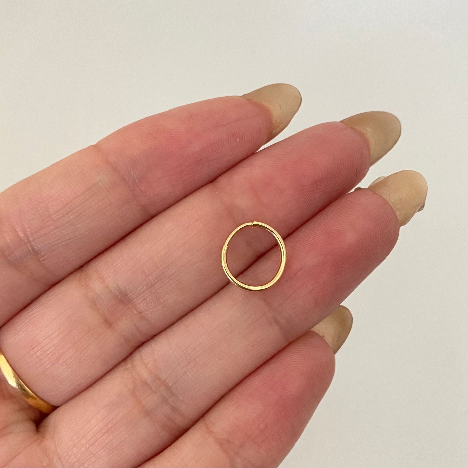 Candonga imperdible lisa Oro amarillo 18k 0,25 Gr / 1,1 Cm