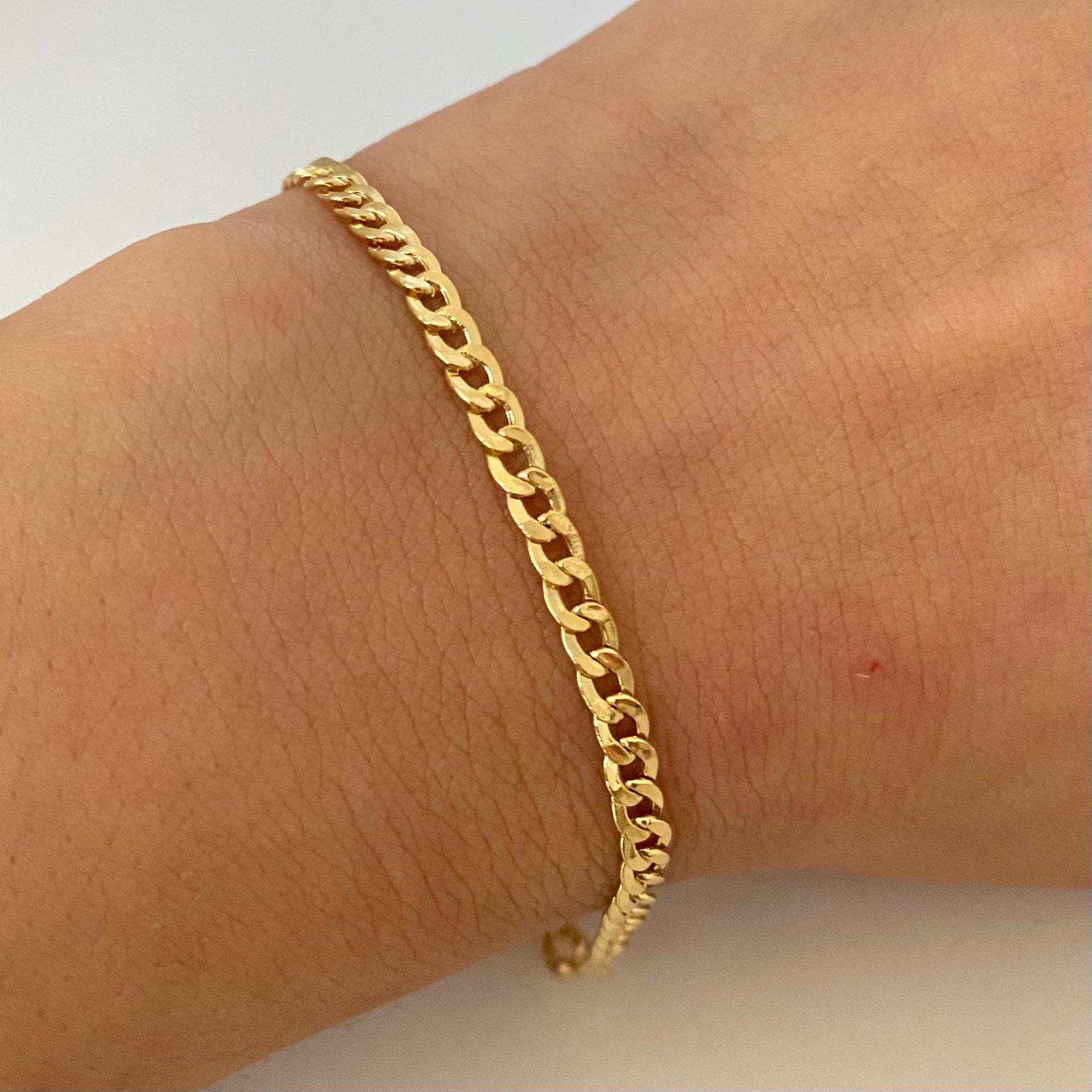 Pulso It cubano Oro amarillo 18k +1 / 2,3 Gr / 3,3 mm / 19 Cm