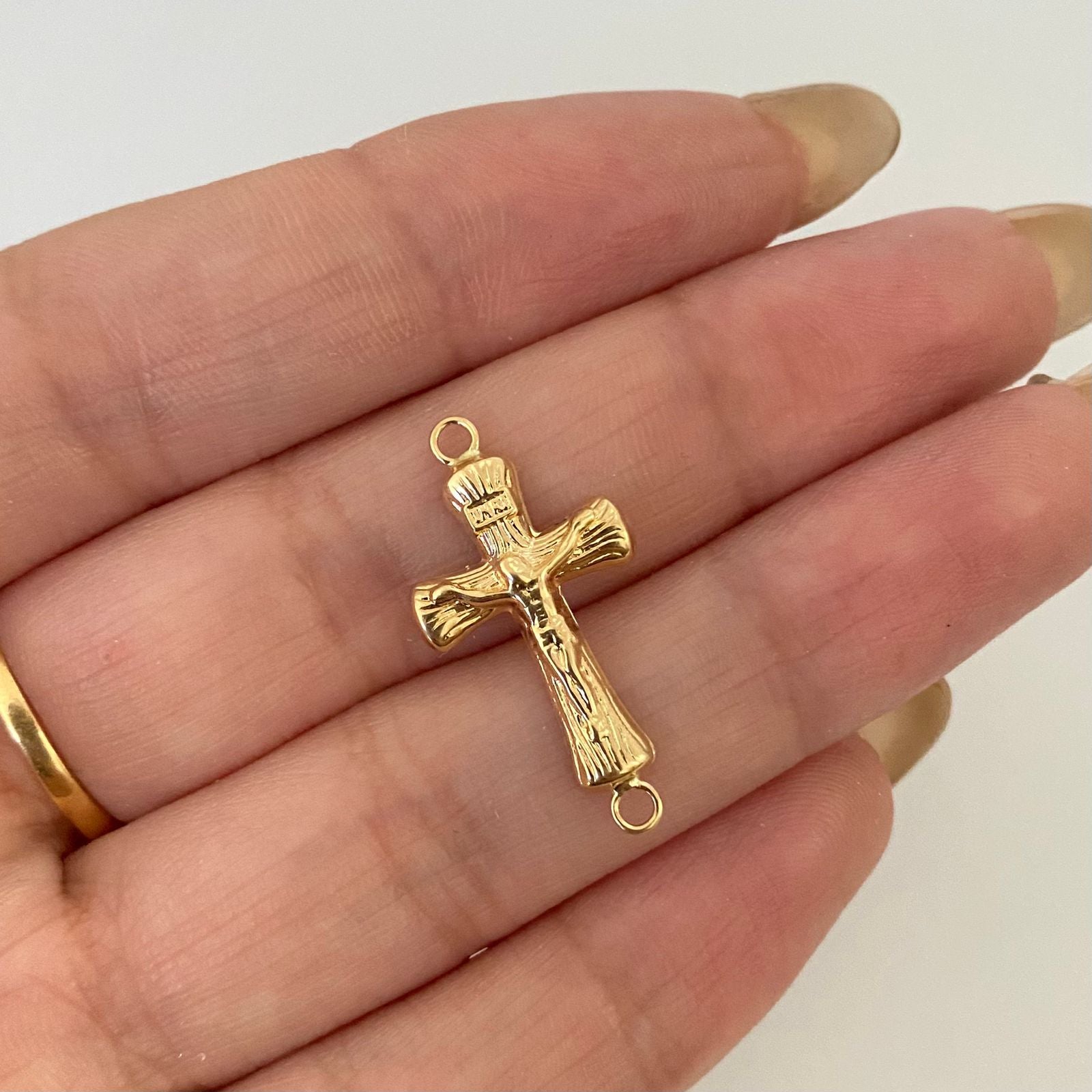 Herraje cruz cristo diamantado Oro amarillo 18k 0,75 Gr / 2,5 Cm