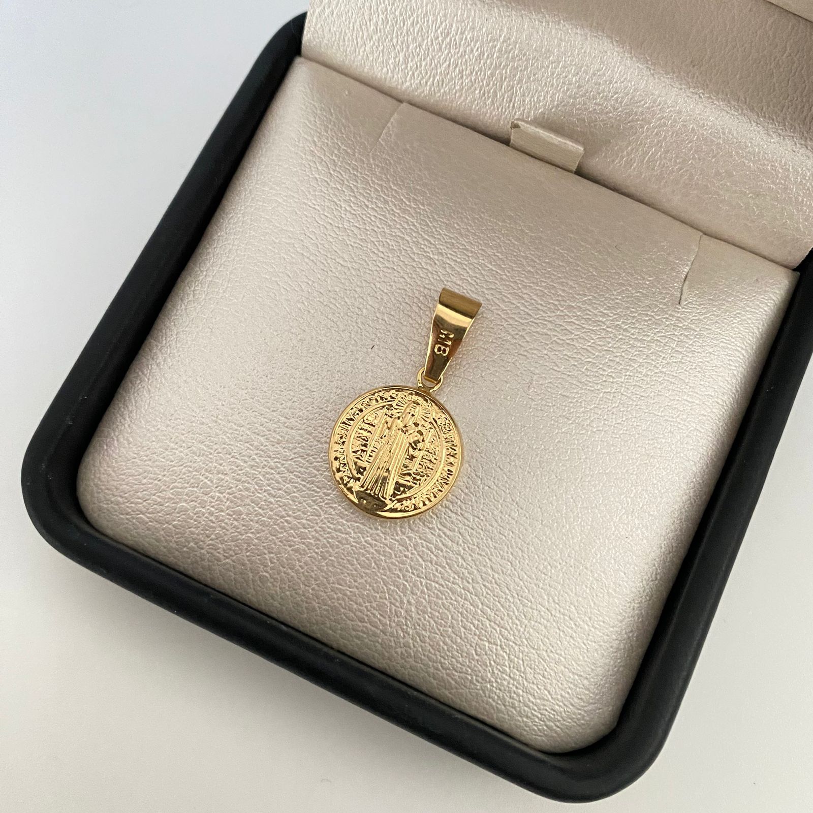 Dije san benito Oro amarillo 18k 1,0 Gr / 2,5 Cm