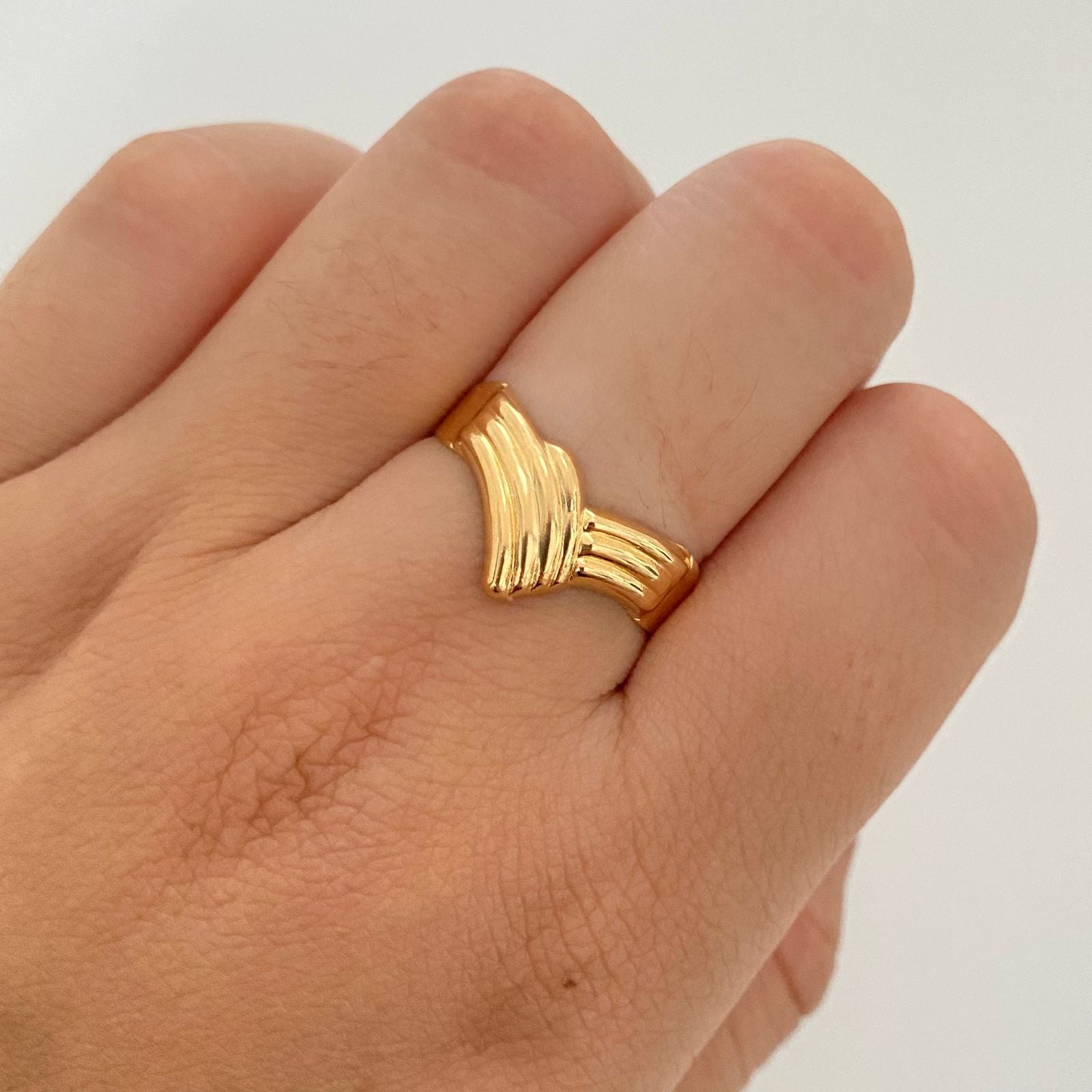 Anillo troquel en punta Oro amarillo 18k / Talla 7 / 1,7 Gr