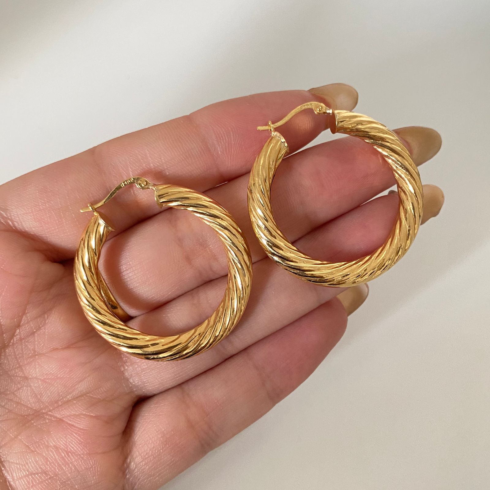 Candonga entorchada Oro amarillo 18k 5,1 Gr / 3,7 Cm