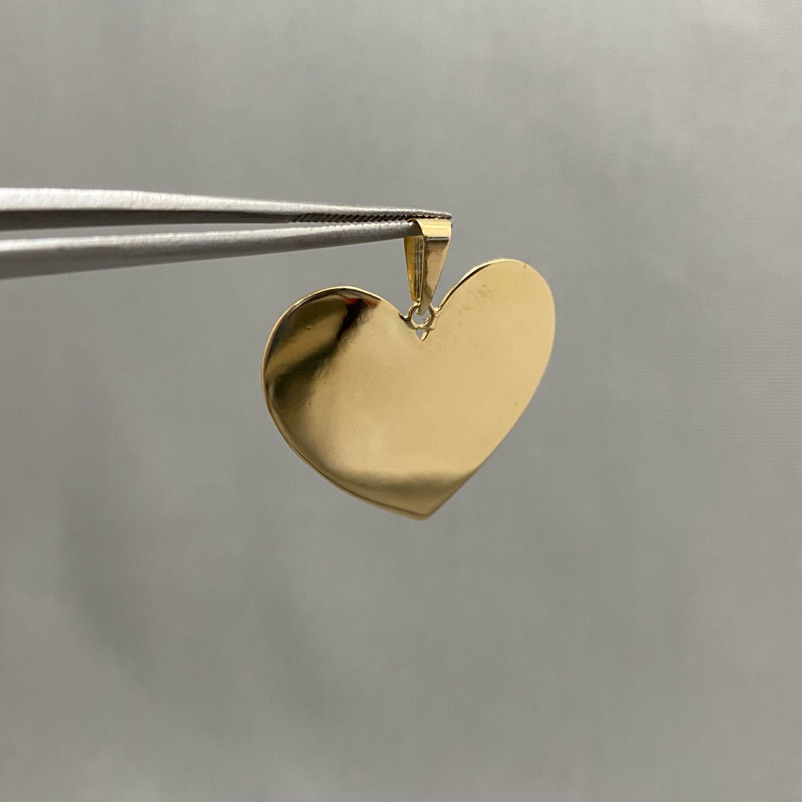 Dije corazon liso (POR FABRICACION) Oro amarillo 18k 3,7 Gr / 3,0 Cm
