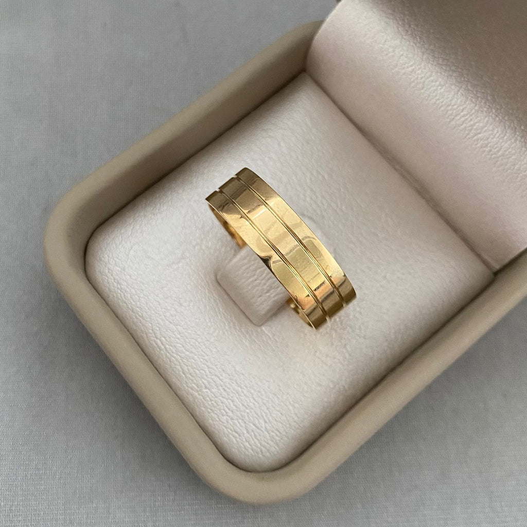 Argolla lineas (POR FABRICACION) Oro amarillo 18k / Talla 9 / 6,1 Gr