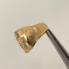 Anillo herradura caballo circones blancos esmeraldas (POR FABRICACIÓN) Oro amarillo 18k / Talla 11 / 8,55 Gr