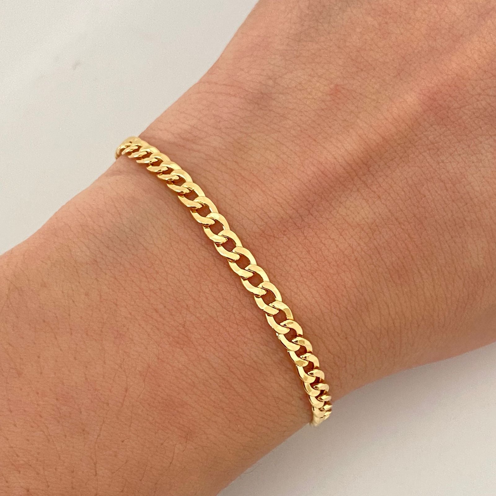 Pulso It cubano Oro amarillo 18k +1 / 3,85 Gr / 4,0 mm / 18,5 Cm