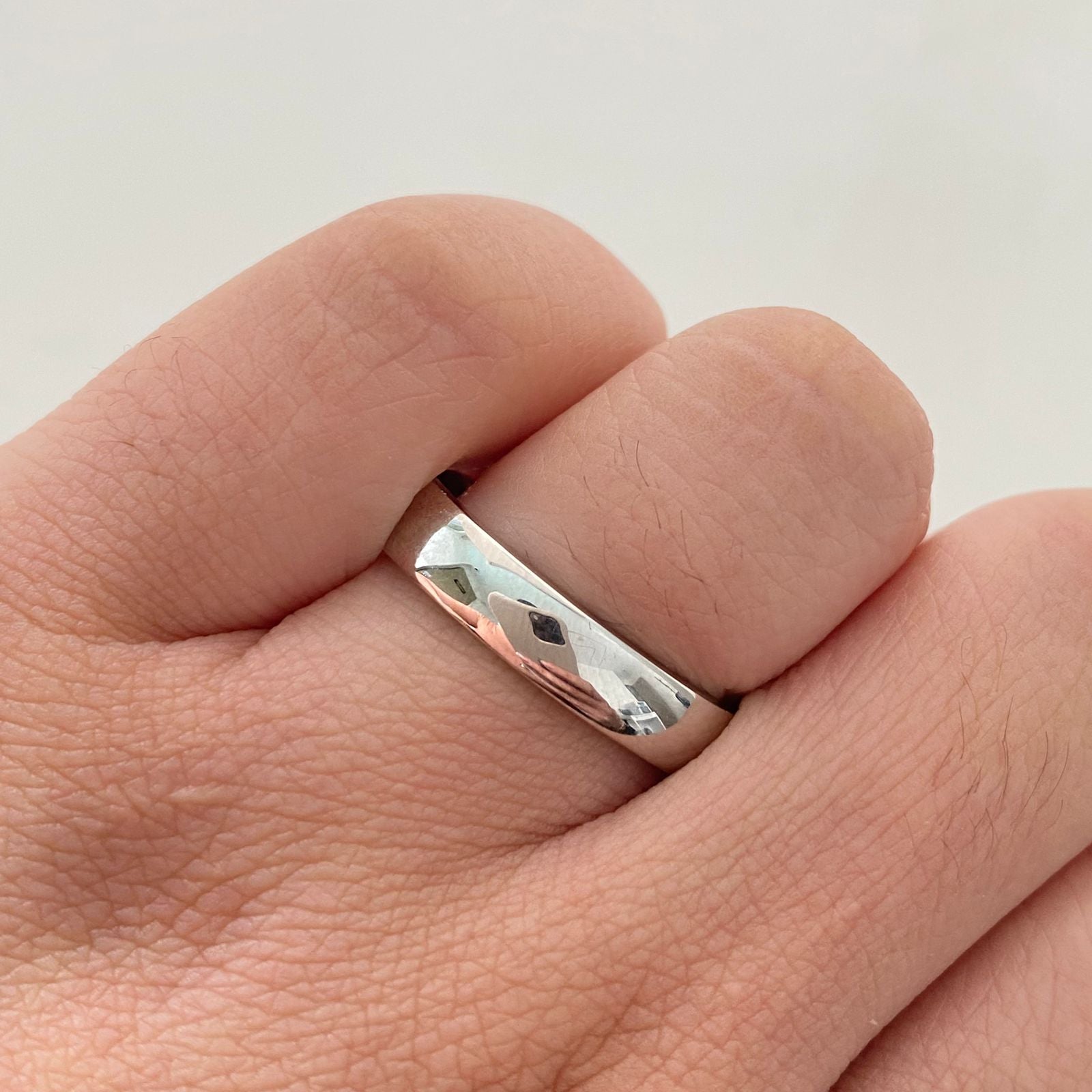 Anillo argollas Diamantes (por fabricacion) Oro blanco 18k / Talla 11/7 / +1 / 15,3 Gr / 4,7 mm