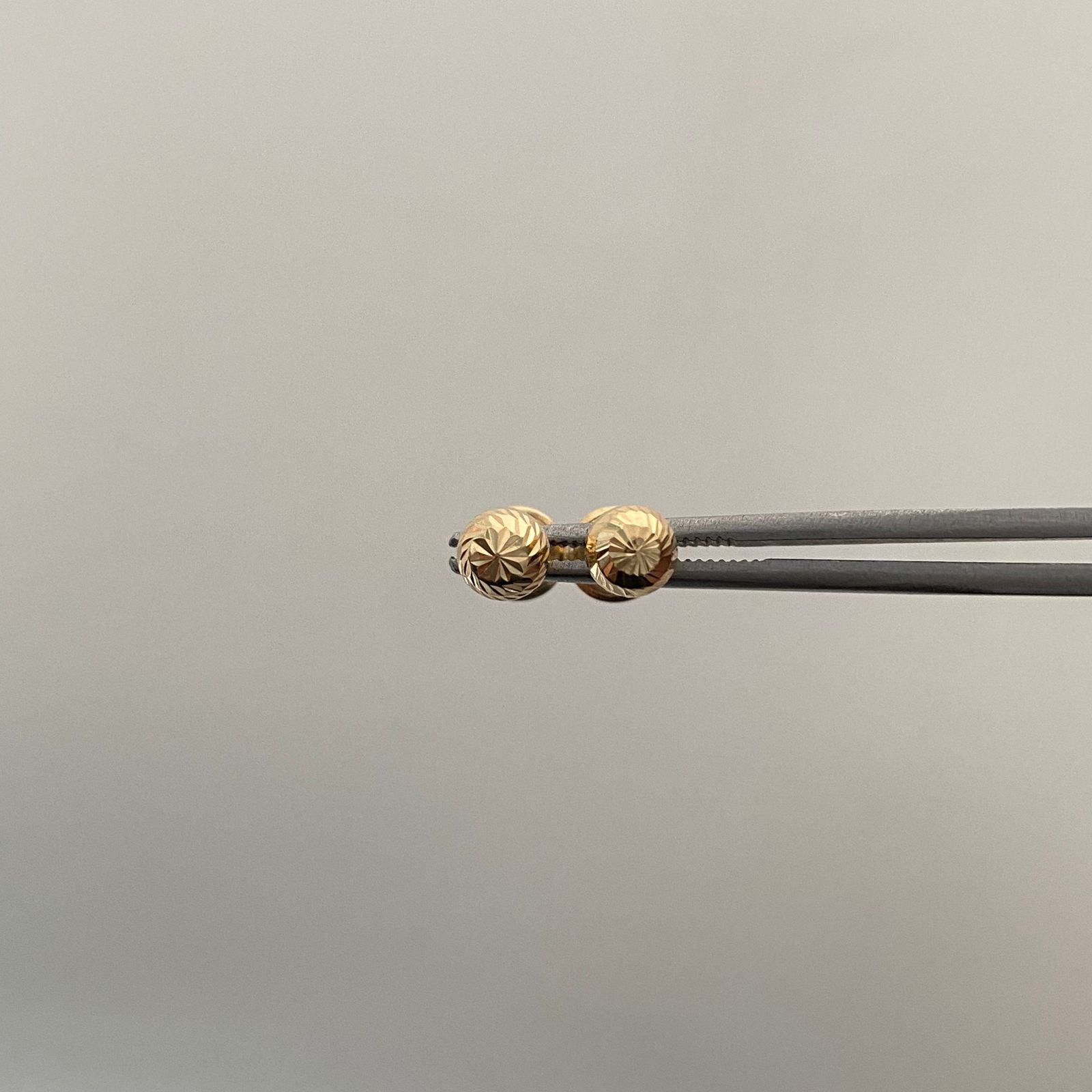Topos Bola Diamantada 5mm Oro amarillo 18k 0,6 Gr