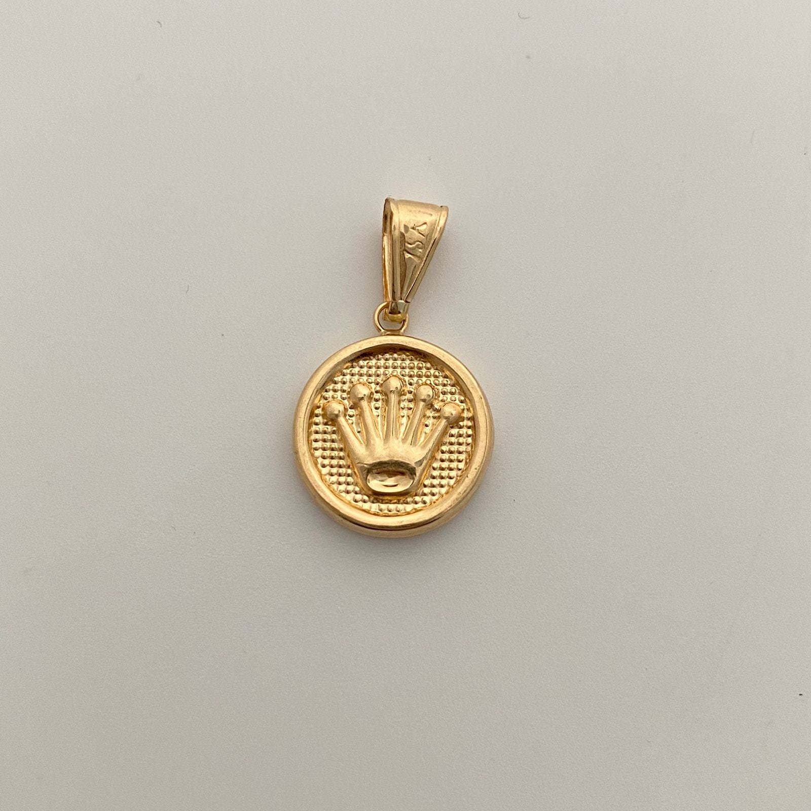 Dije Corona Rx Oro amarillo 18k 1,45 Gr / 16,4 mm / 2,8 Cm