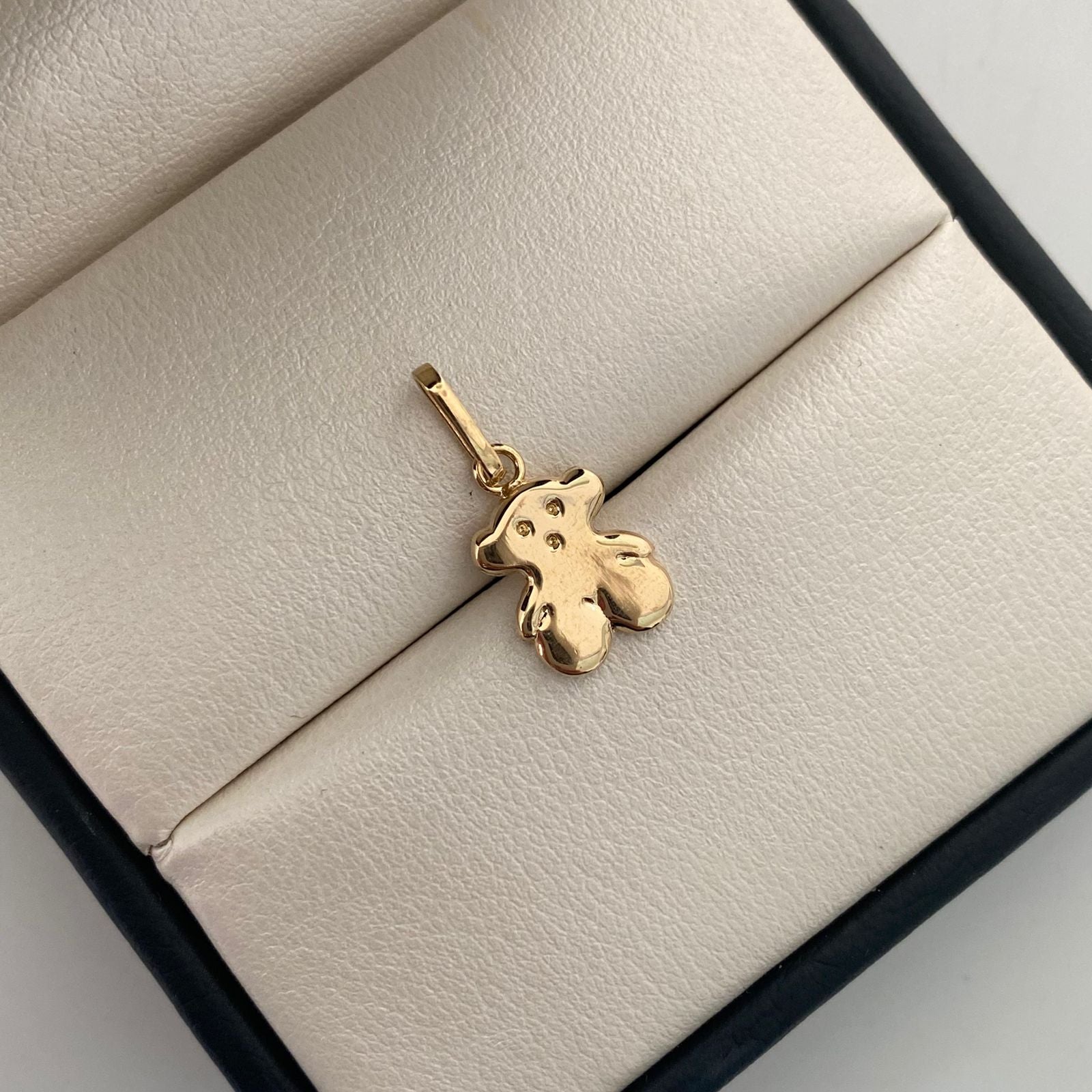Dije Oso Th Oro amarillo 18k 0,8 Gr / 9,3 mm / 2 Cm