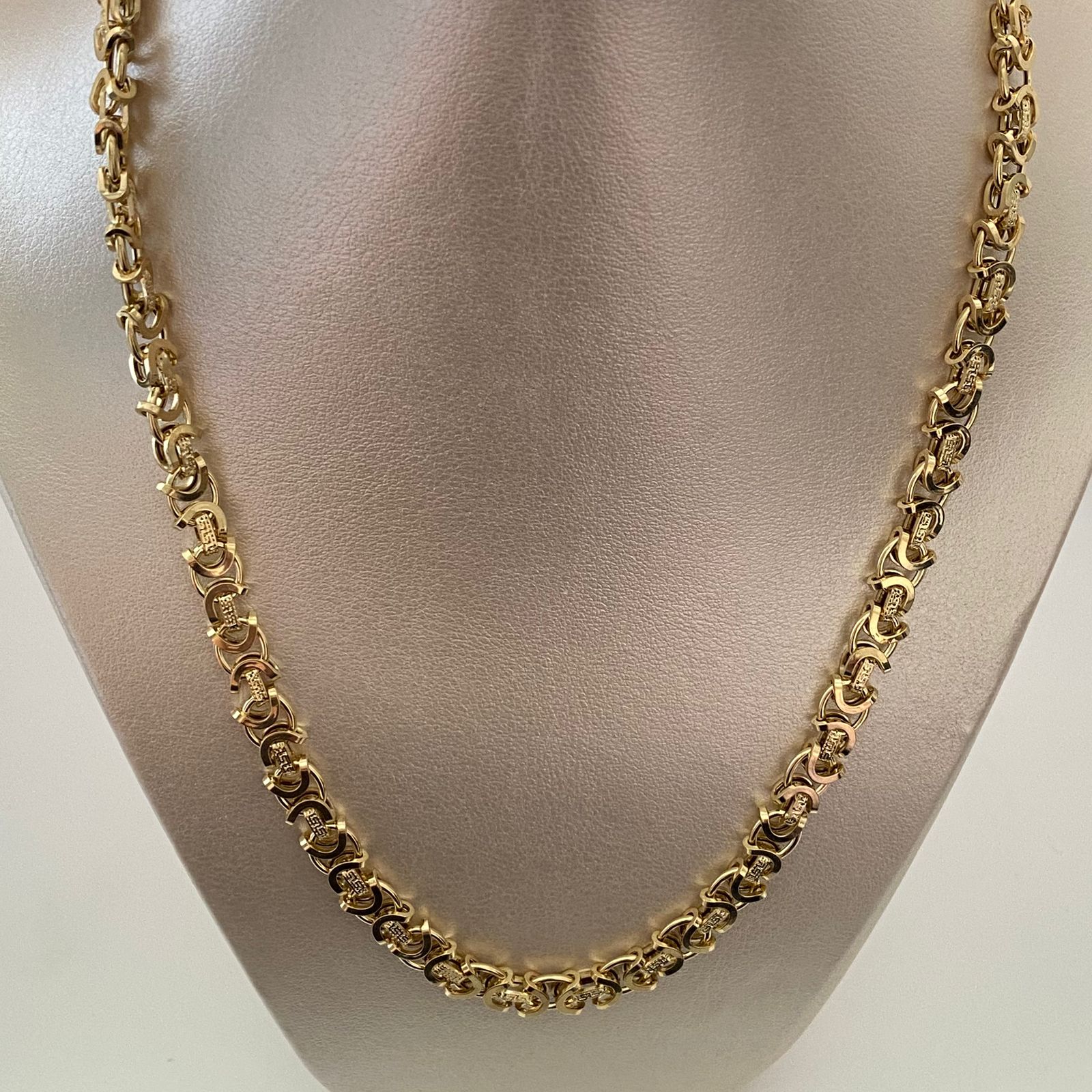 Cadena It Tejido Especial Medio aro Vs Oro amarillo 18k +4 / 17,8 Gr / 7 mm / 60 Cm
