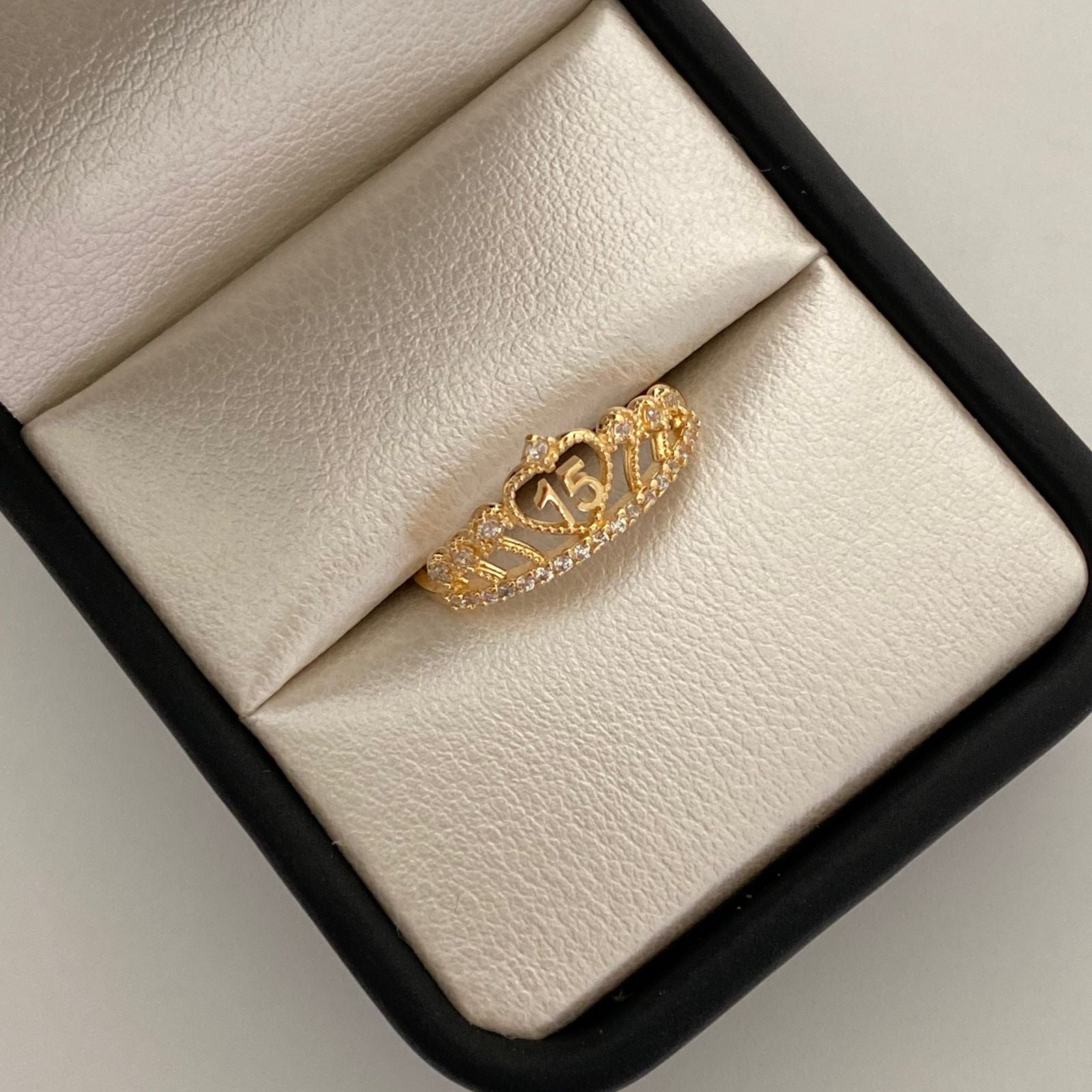 Anillo 15 Casting Blanco Oro amarillo 18k / Talla 7 / 1,95 Gr