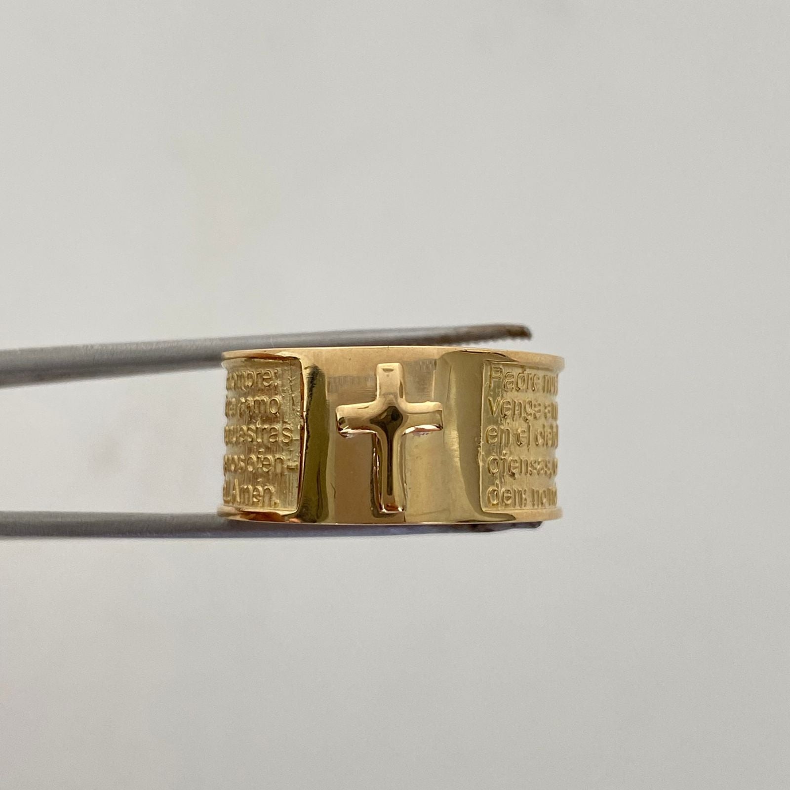 Anillo Padre Nuestro Oro amarillo 18k / Talla 10 1/2 / 4,3 Gr / 9,3 mm
