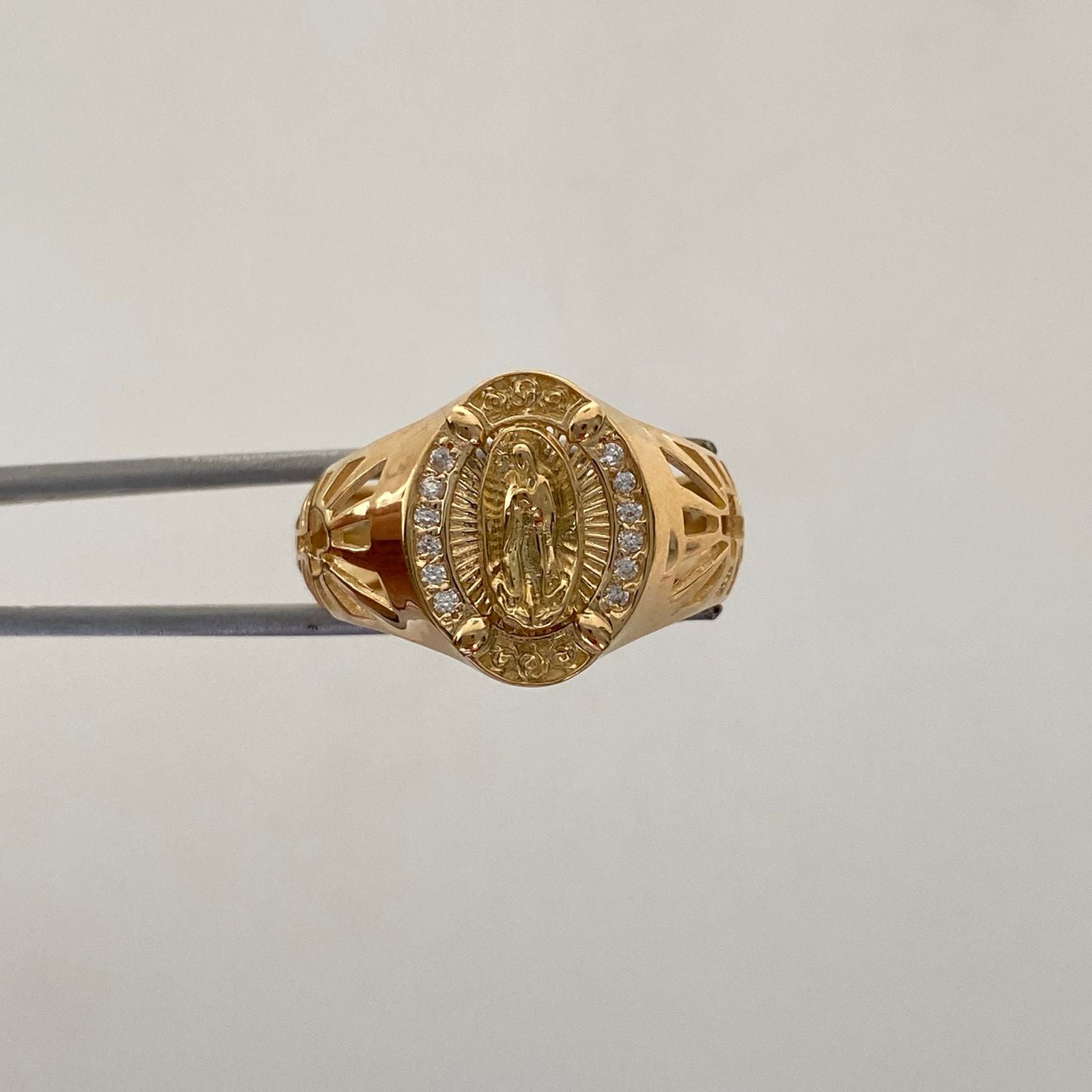 Anillo Guadalupe Casting Oro amarillo 18k / Talla 9 1/2 / 6,5 Gr / 6,3 mm