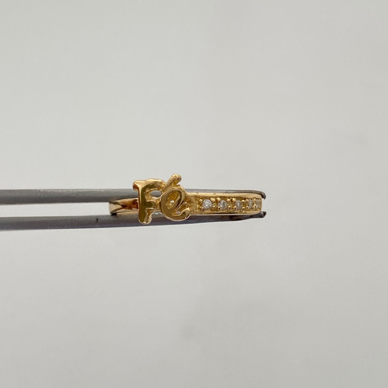 Anillo Fe casting Oro amarillo 18k / Talla 6 1/2 / 1,8 Gr / 1,5 mm
